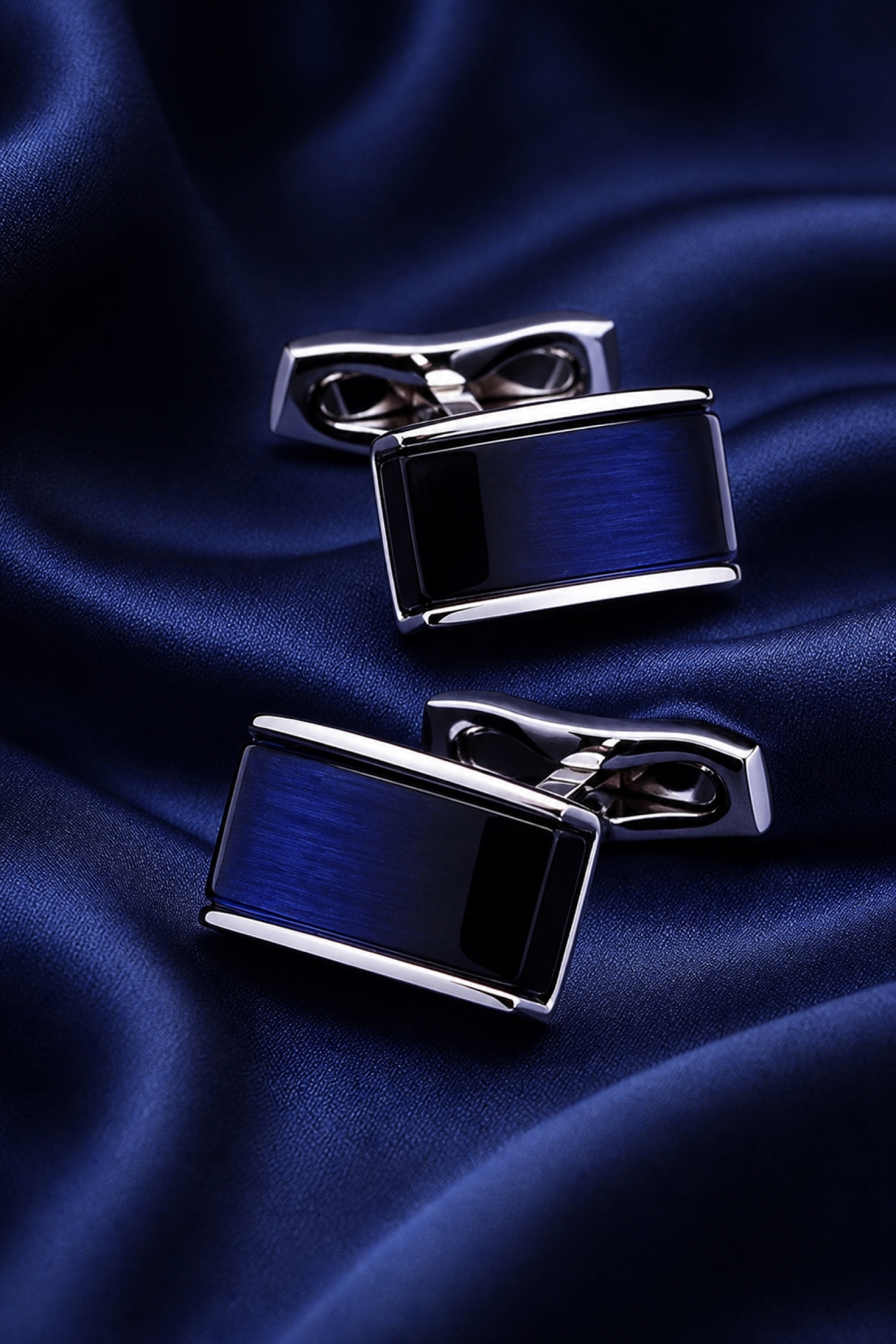 Navy Blue Cufflinks on Matching Silk from Gentlemansguru.com
