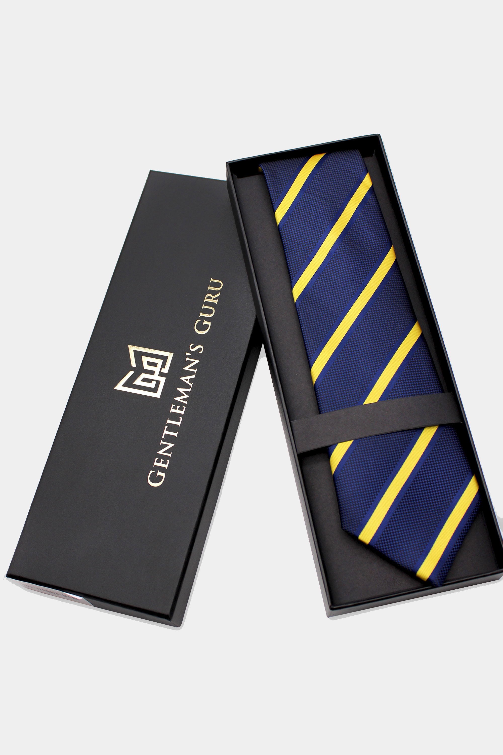 Luxury-Striped-Navy-Blue-and-Gold-Tie-Wedding-Groomsmen-from-Gentlemansguru.com_