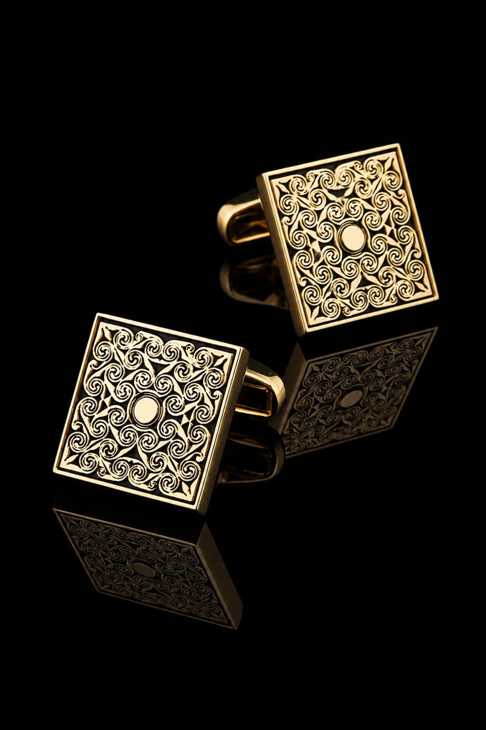 Vintage Gold Cufflinks from Gentlemansguru.com