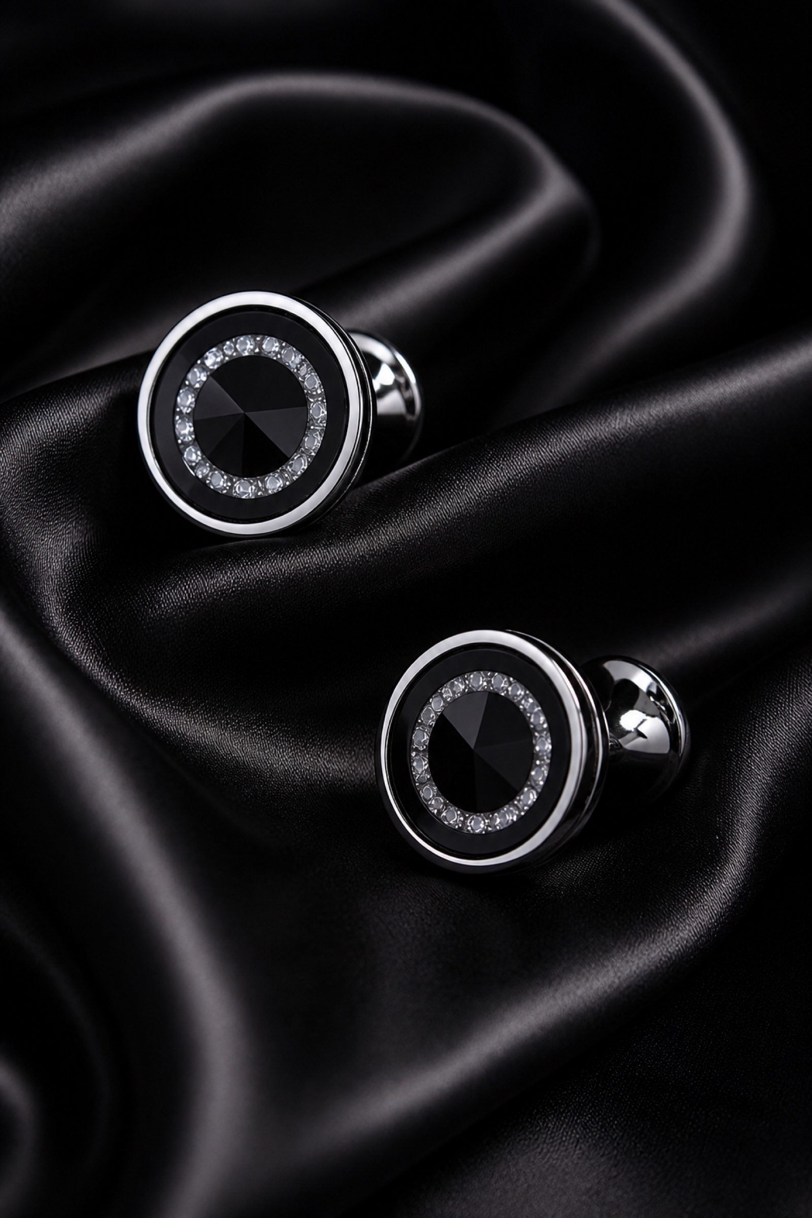 Black Silk Formal Cufflinks from Gentlemansguru.com