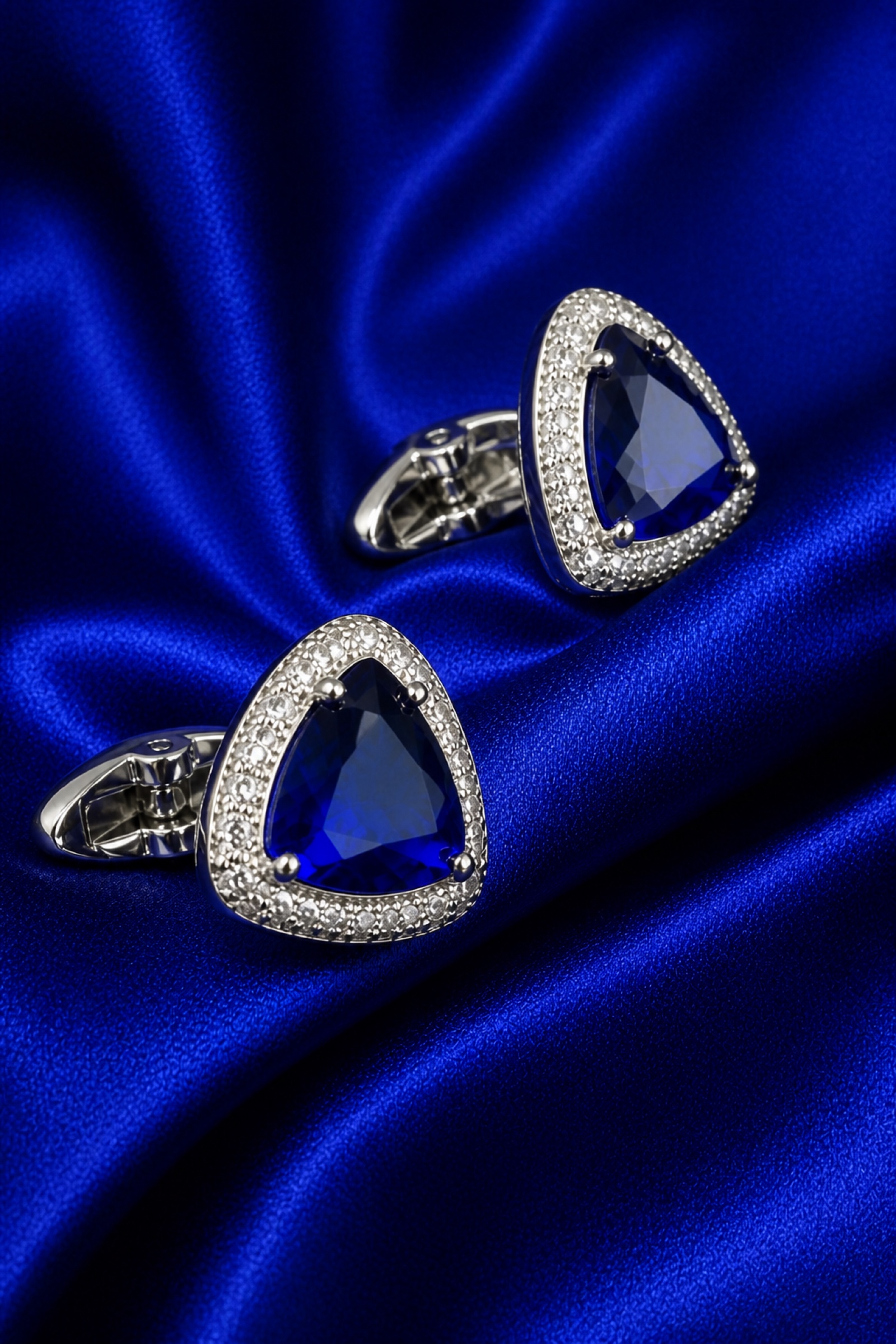 Deep Blue Gemstone Cufflinks for Special Occasions from Gentlemansguru.com