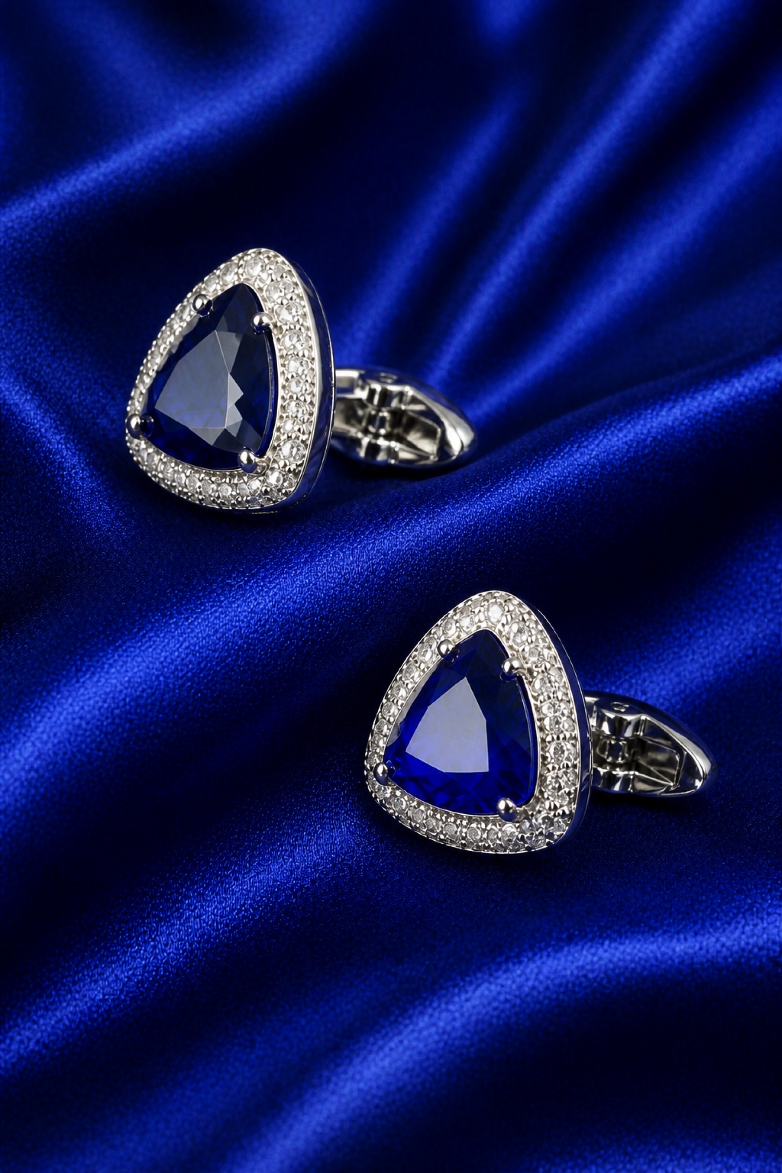 Sapphire Zircon Cufflinks for Evening Wear from Gentlemansguru.com