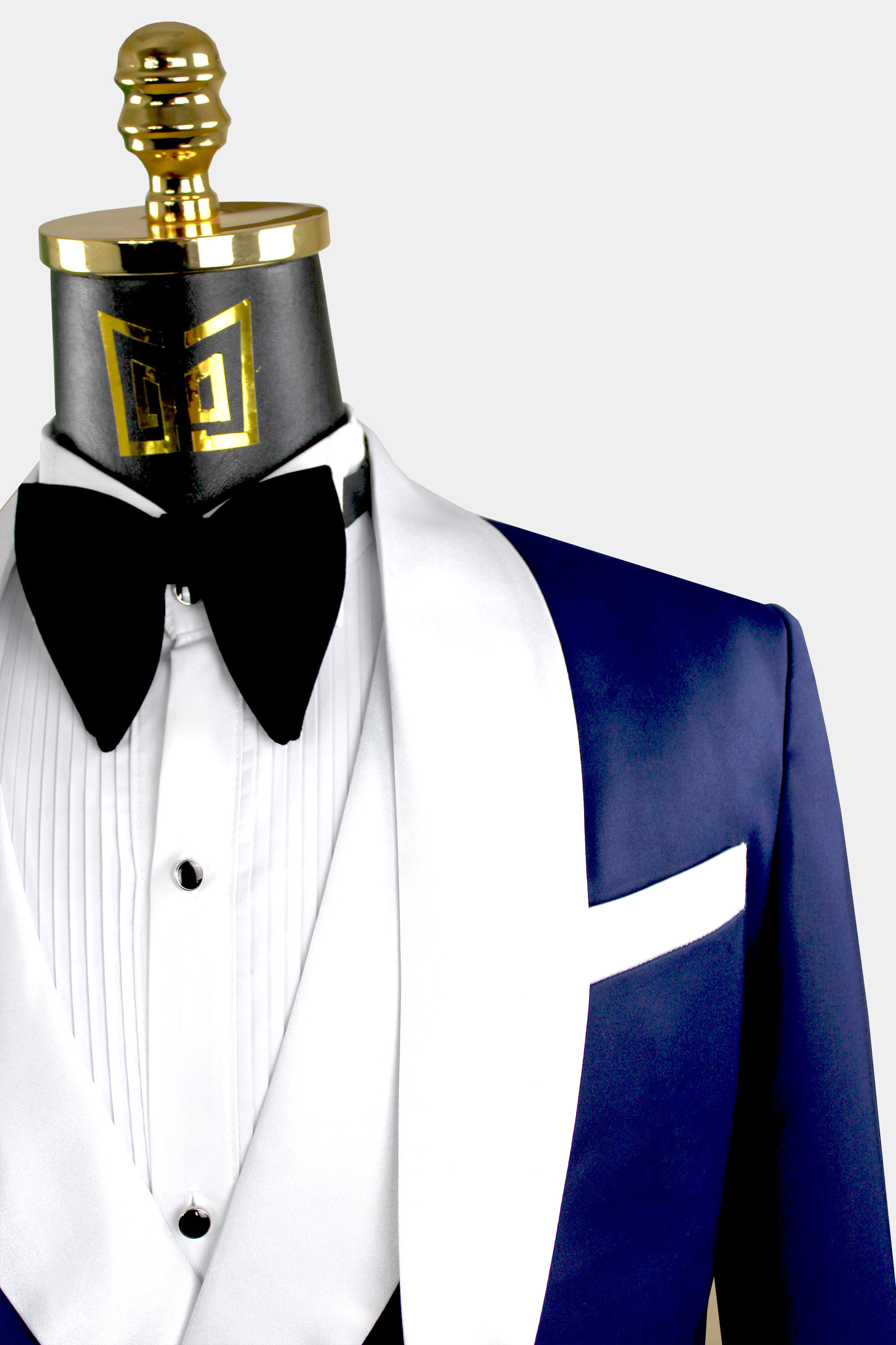 White-and-Navy-Bue-Tux-Jacket-from-Gentlemansguru.com