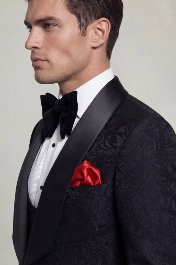 Mens-Floral-All-BLack-Tuxedo-Groom-Wedding-Suit-For-Prom-from-Gentlemansguru.com