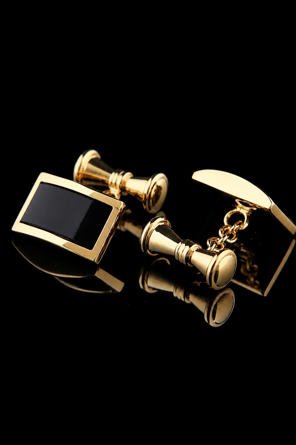 02-gold-black-chain-link-cufflinks