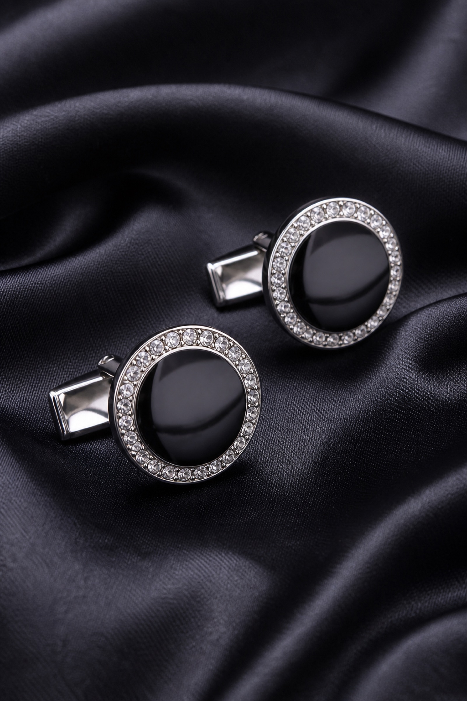 Mens Black Onyx Cufflinks from Gentlemansguru.com