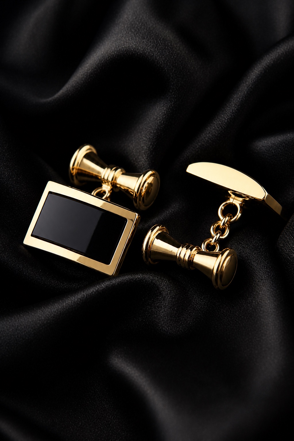 06-formal-gold-black-cufflinks