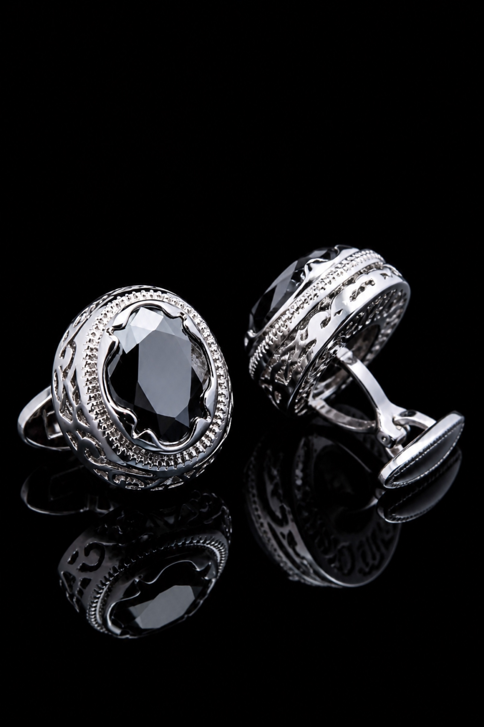 Antique Silver Black Ruby Cufflinks from Gentlemansguru.com