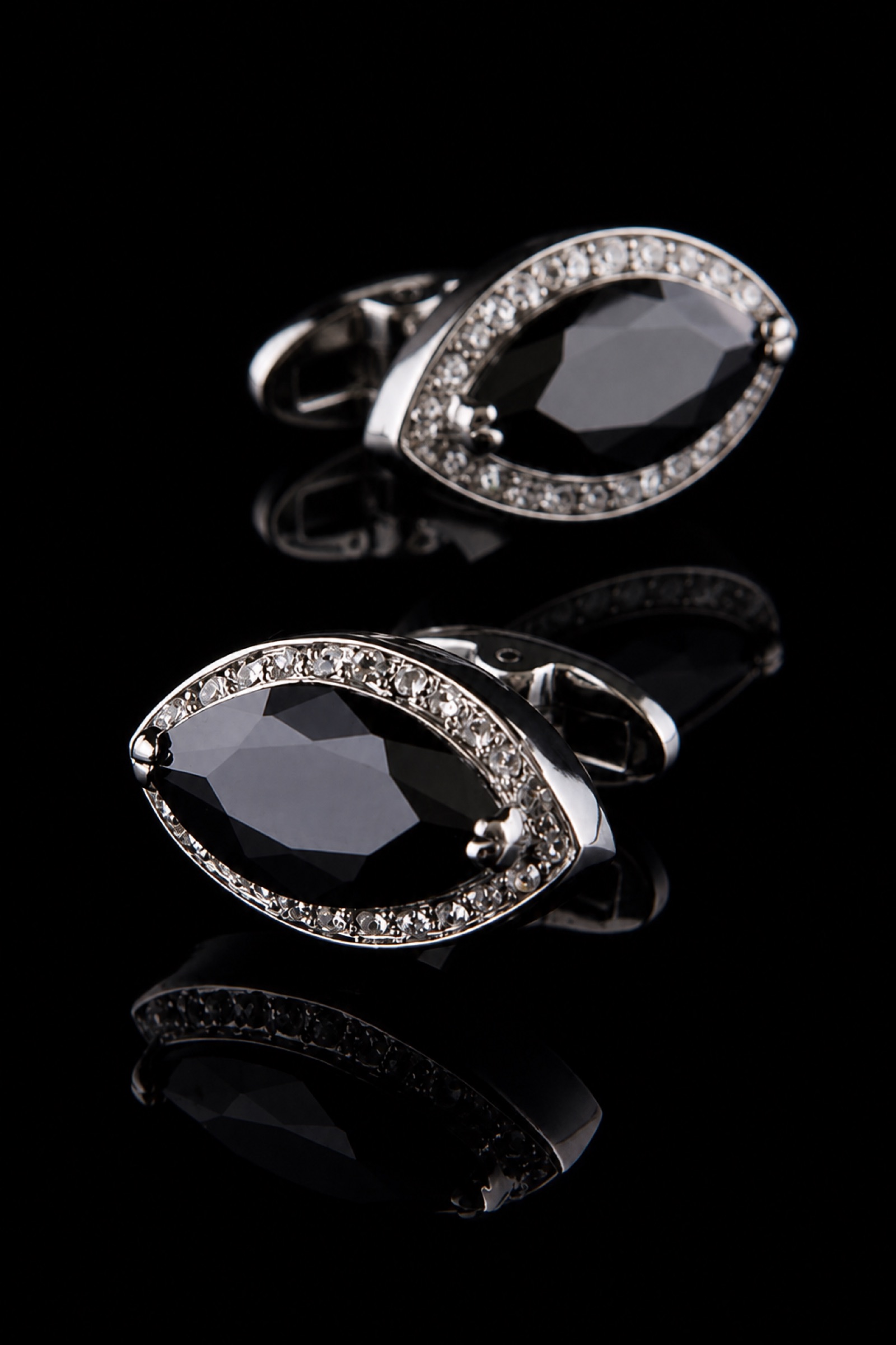 Crystal Black Diamond Cufflinks from Gentlemansguru.com