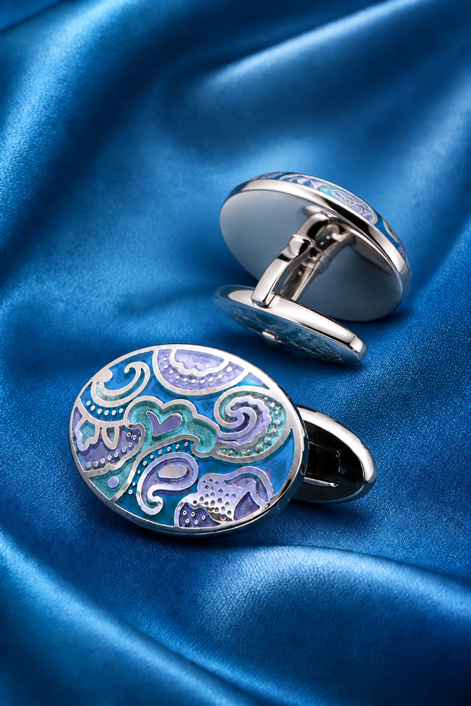 Luxury Silver and Blue Enamel Cufflinks from Gentlemansguru.com