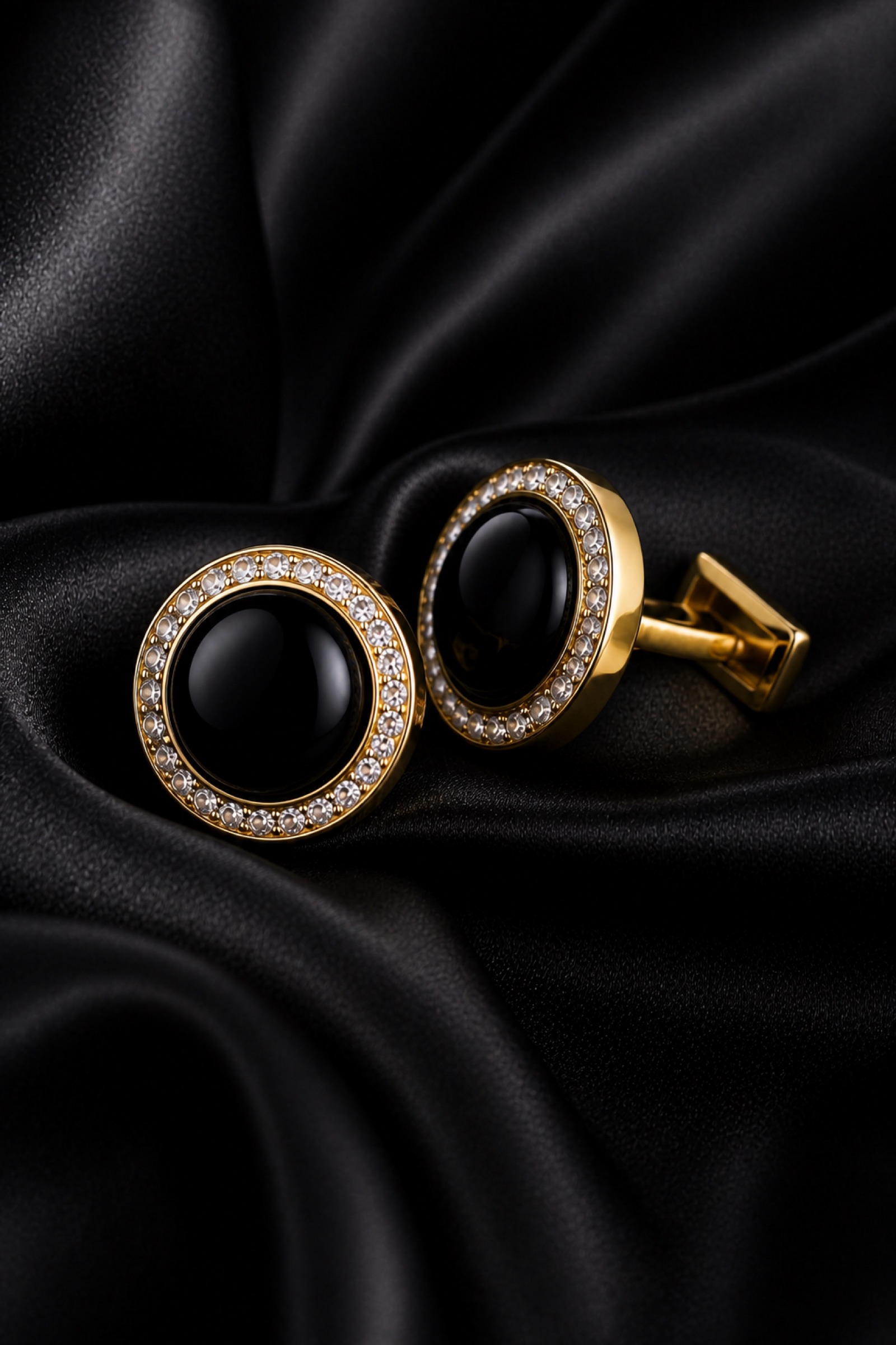 Round Black Onyx Crystal Cufflinks from Gentlemansguru.com