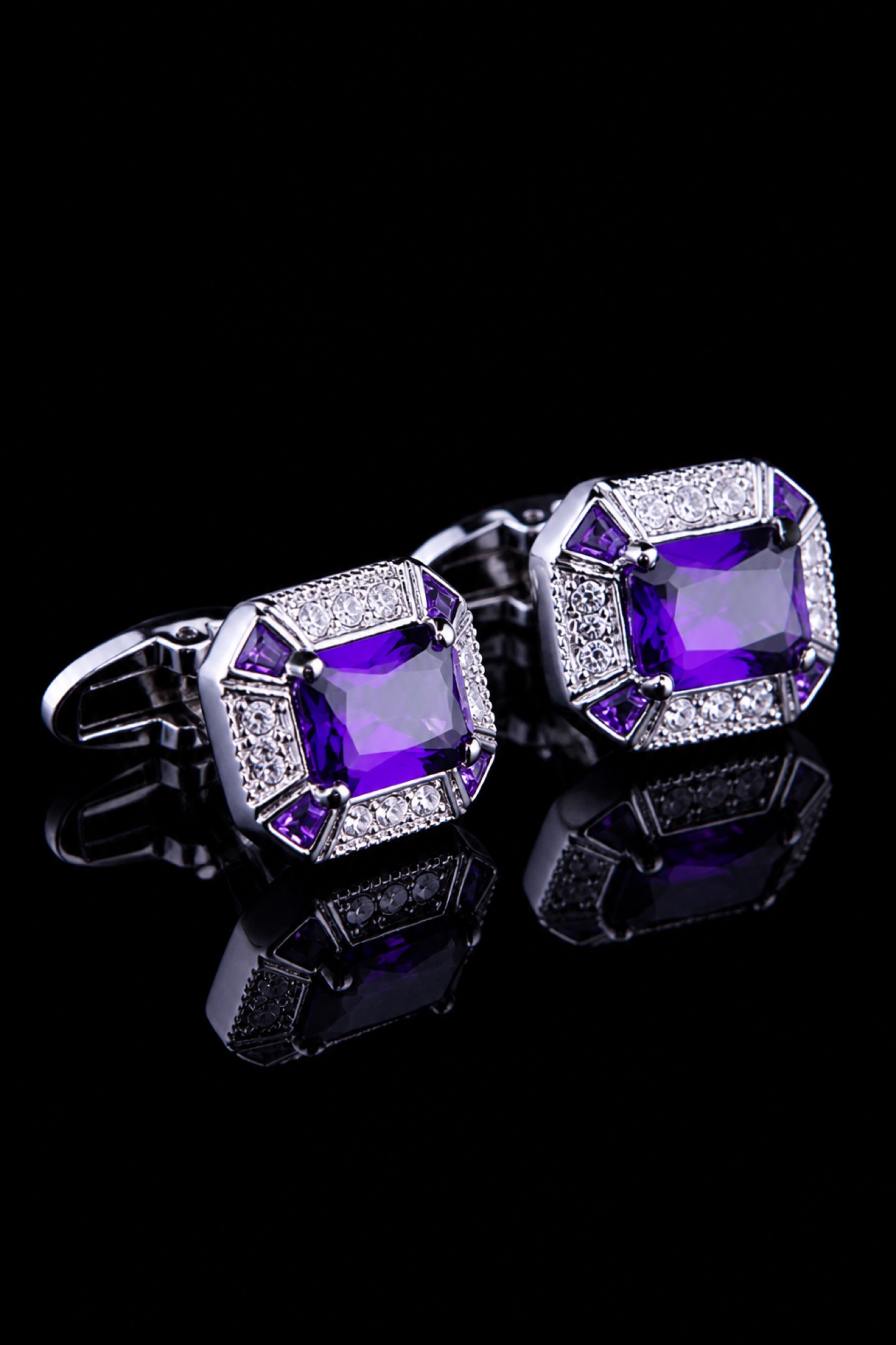 Royal purple crystal wedding cufflinks from Gentlemansguru.com