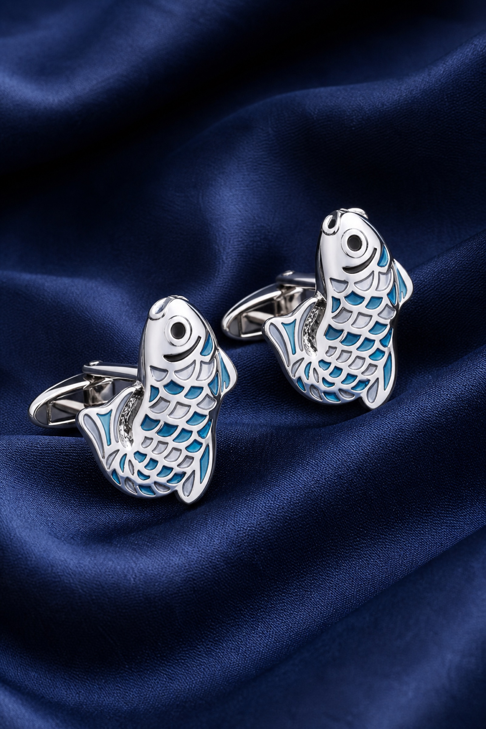 Vintage Silver Fish Cufflinks from Gentlemansguru.com