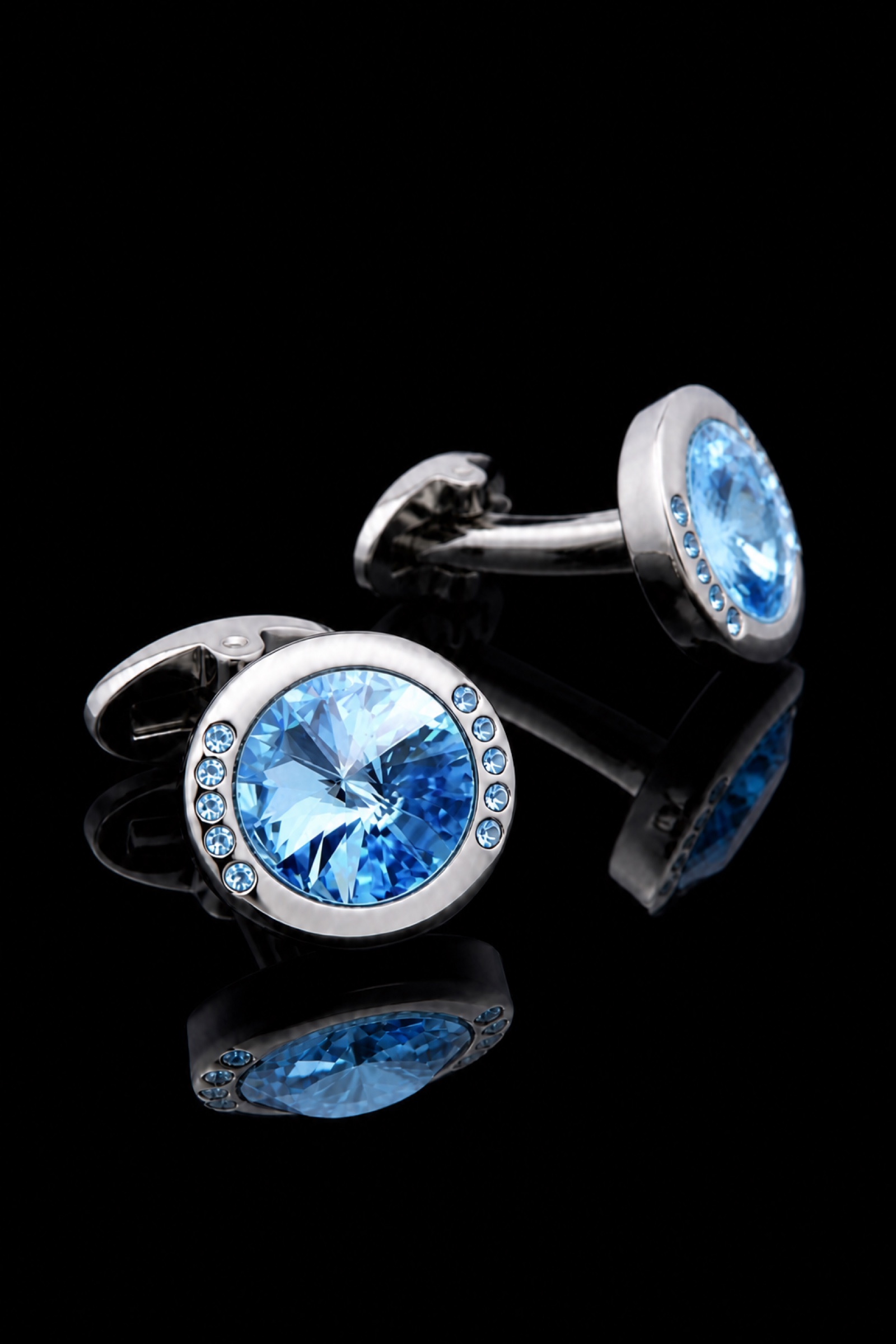 Baby Blue Wedding Cufflinks for Men from Gentlemansguru.com