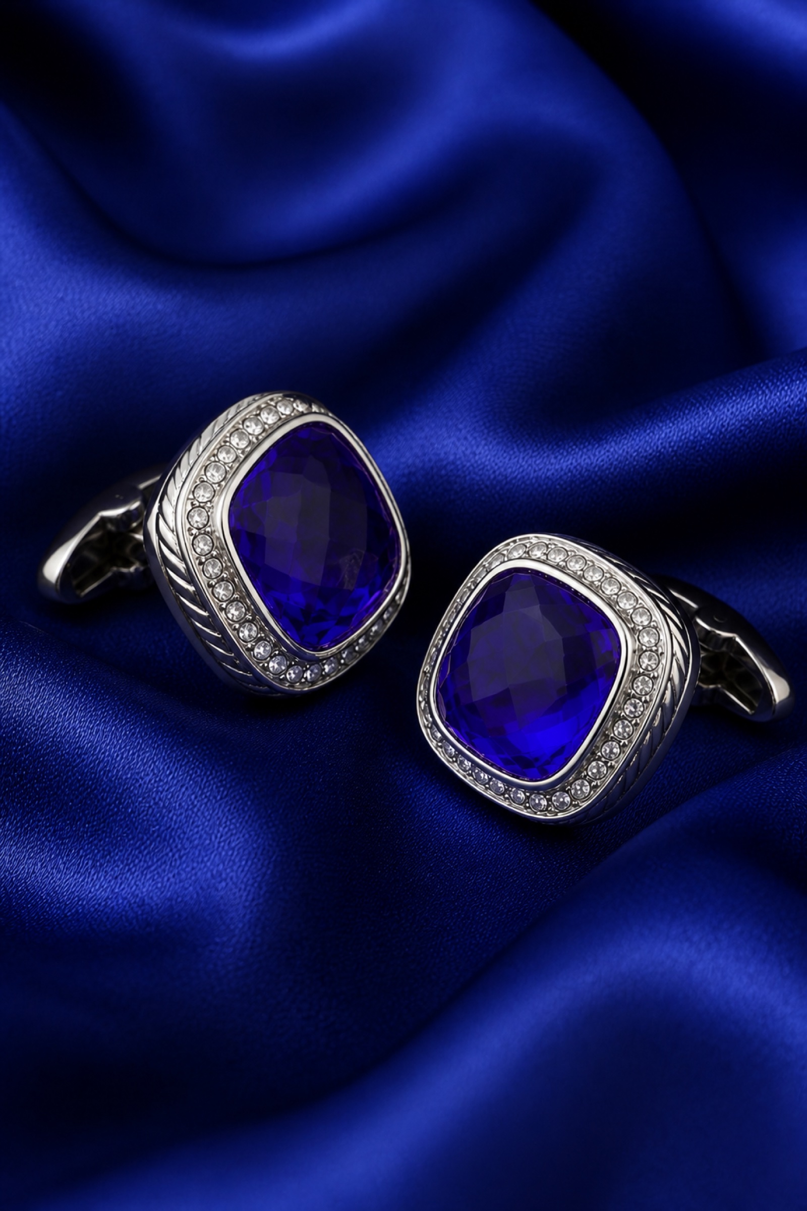 Silver Halo Cobalt Blue Cufflinks for Men from Gentlemansguru.com