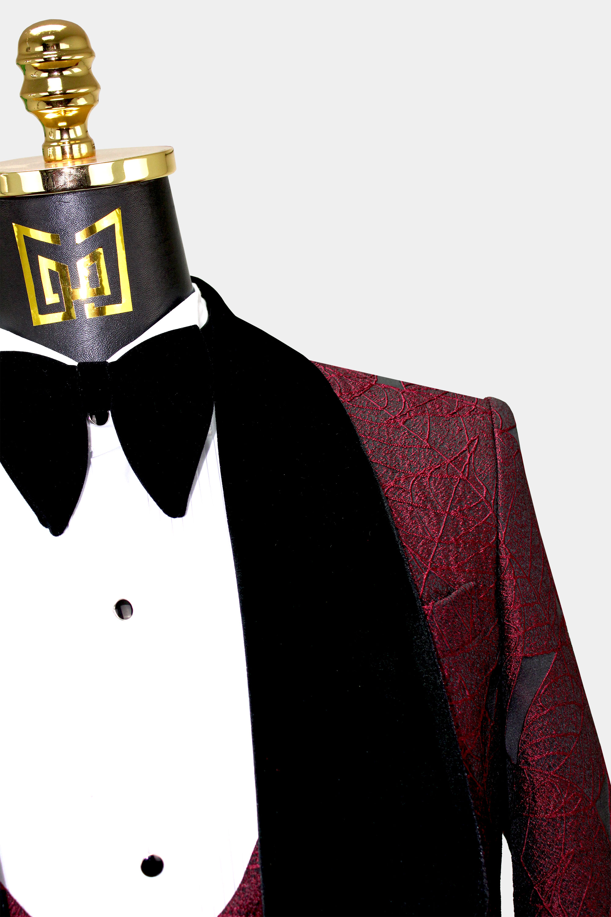 Burgundy-Groom-Wedding-Suit-Tuxedo-from-Gentlemansguru.com
