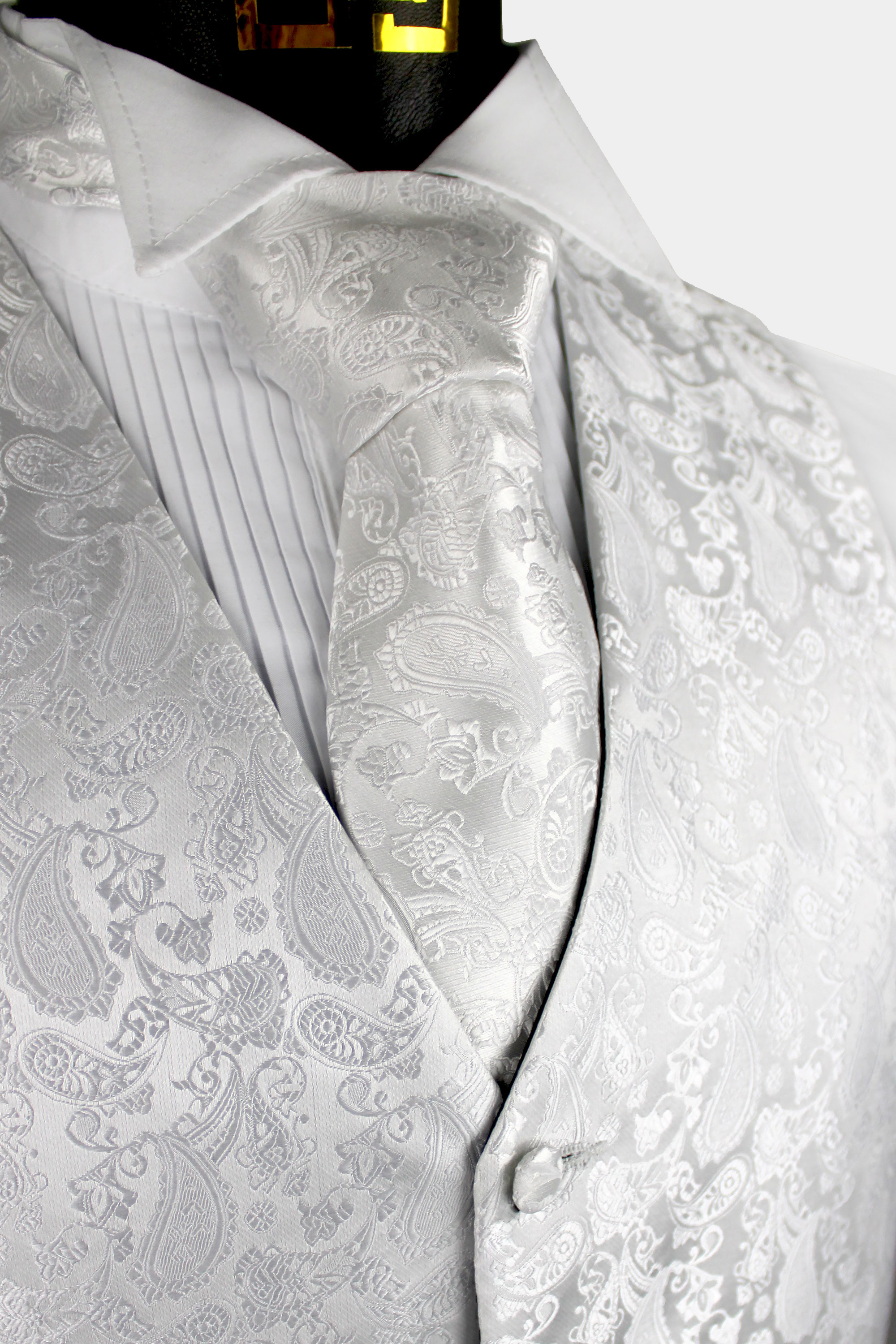 White-Paisley-Wedding-Groom-Vest-Tuxedo-Waistcoat-from-Gentlemansguru.com_