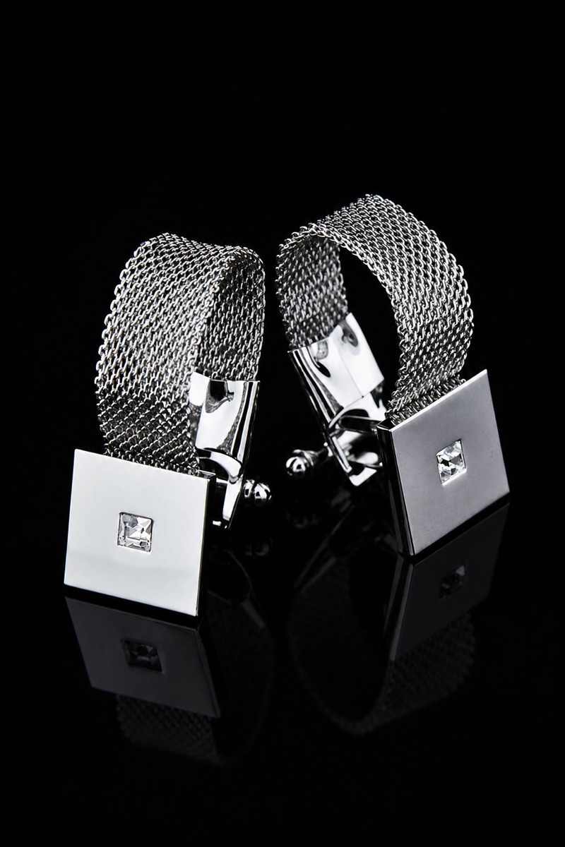 Silver Mesh Wrap Around Cufflinks Set from Gentlemansguru.com