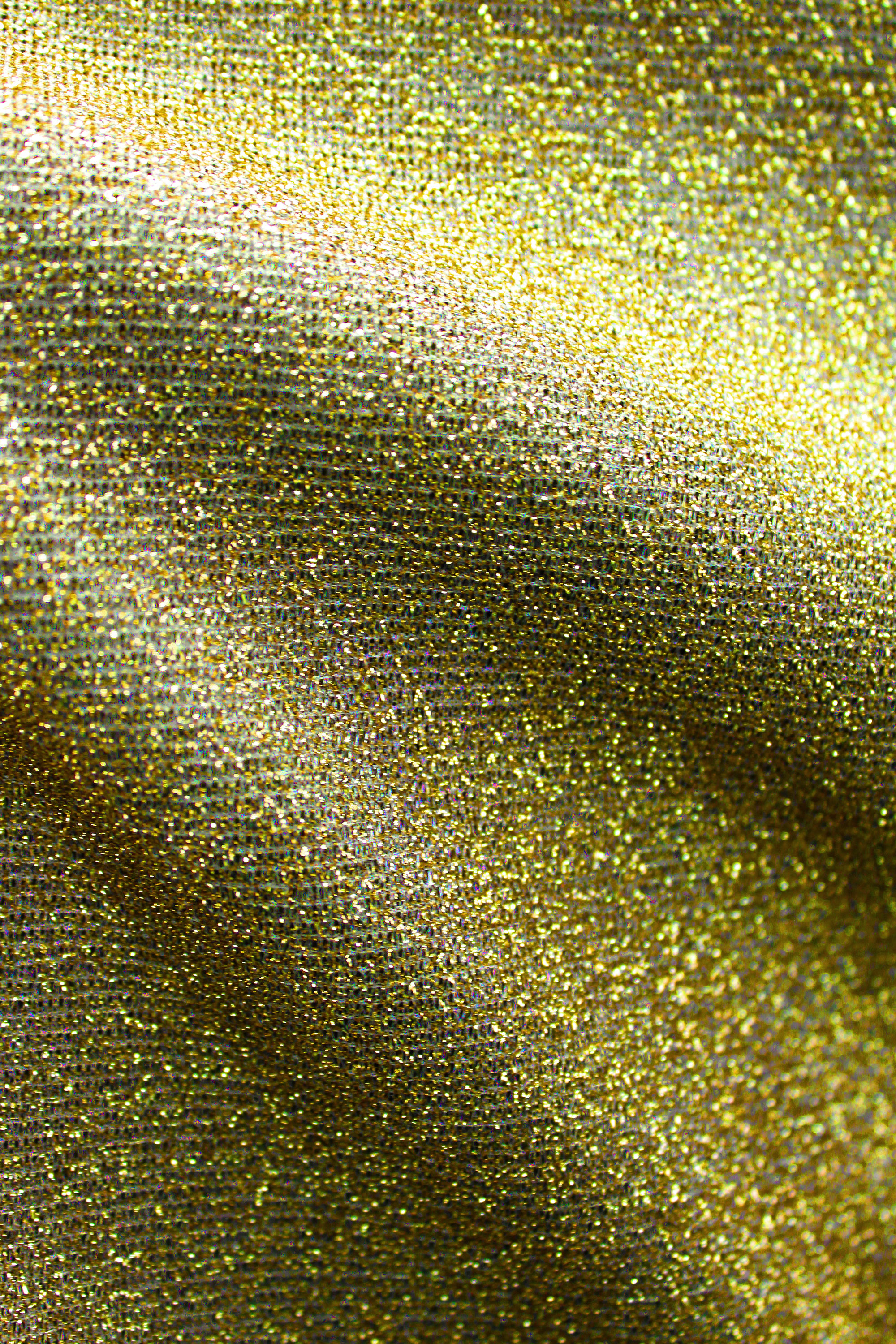 Gold-Glitter-Fabric-Pattern-from-Gentlemansguru.com