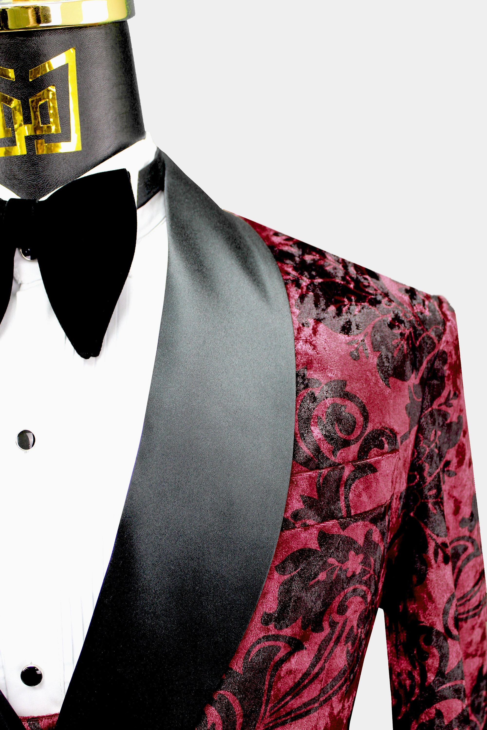 Double-Breasted-Damask-Burgundy-Tuxedo-from-Gentlemansguru.com