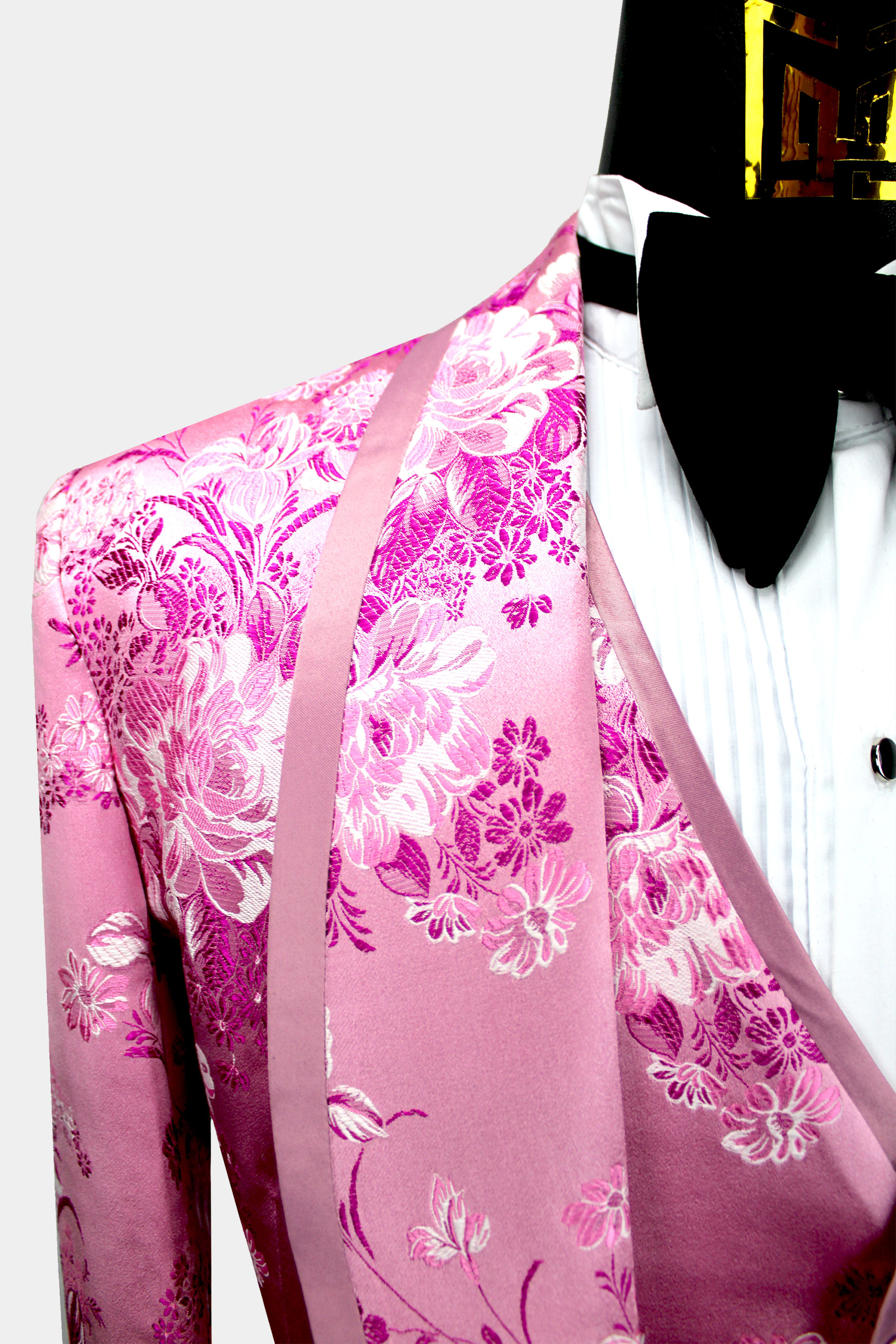 Mens-Rose-Pink-Suit-from-Gentlemansguru.com