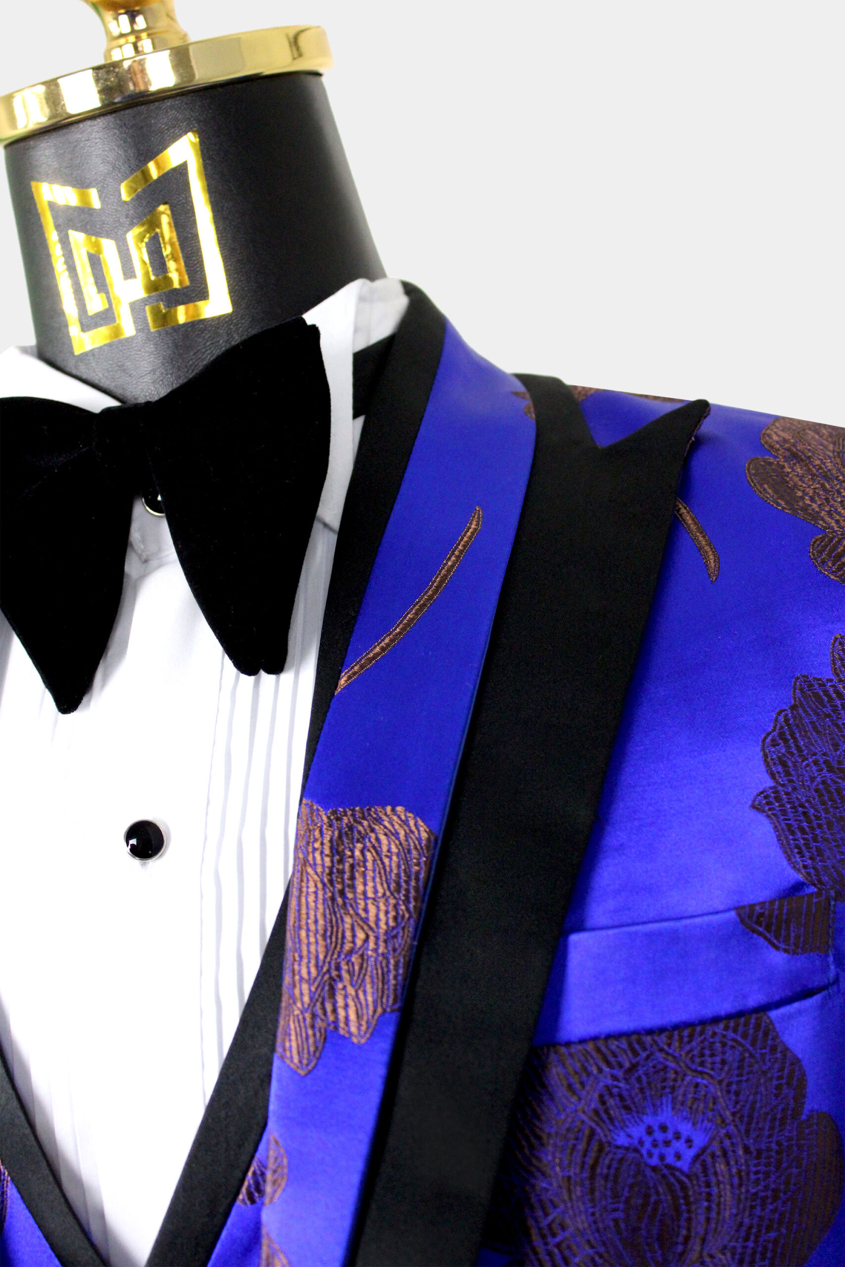 Blue floral tuxedo jacket clearance
