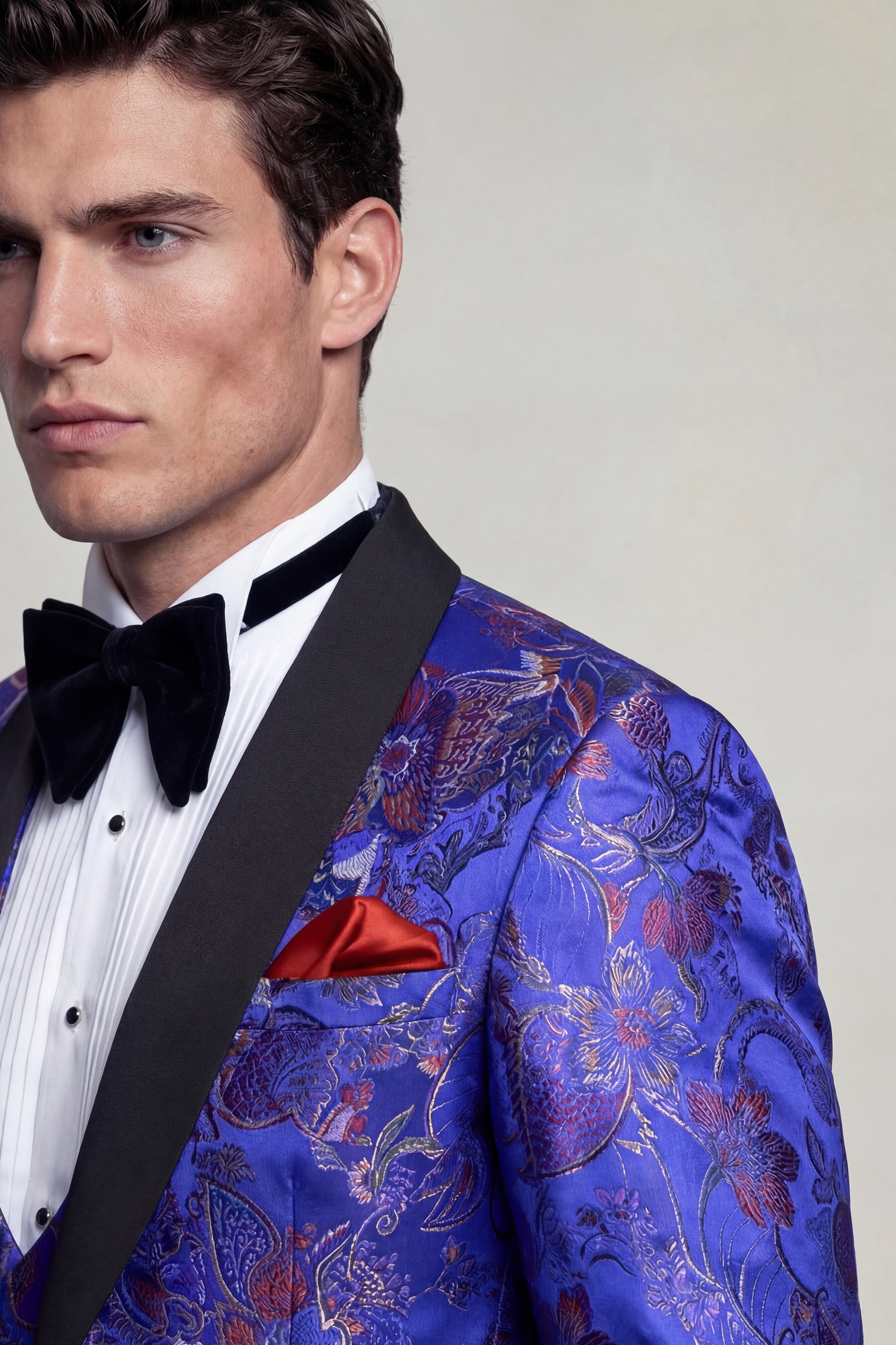 Blue-and-Purple-Tuxedo-Red-Carpet-Luxury-Suit-from-Gentlemansguru.com.