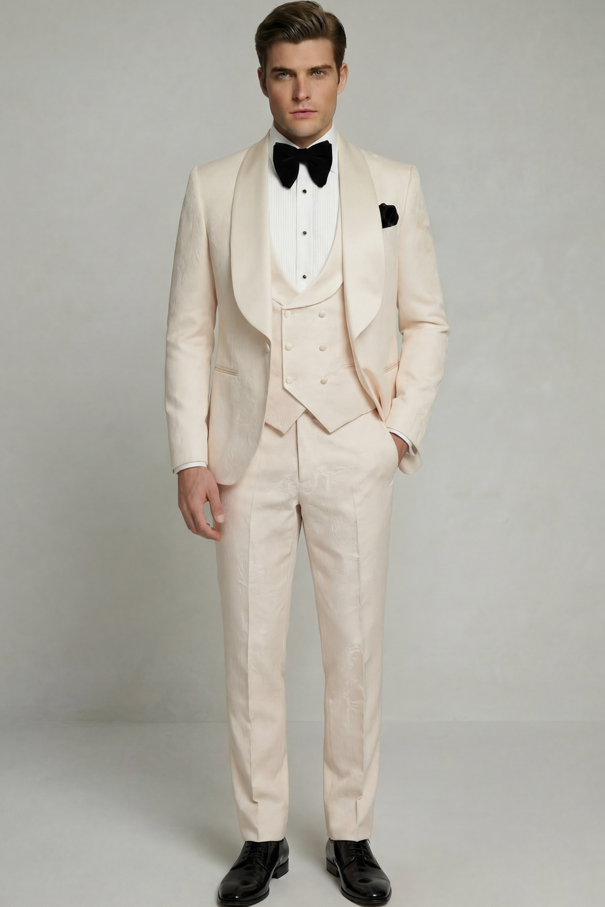 Floral-Champagne-Groom-Wedding-Tuxedo-Suit-from-Gentlemansguru.com-