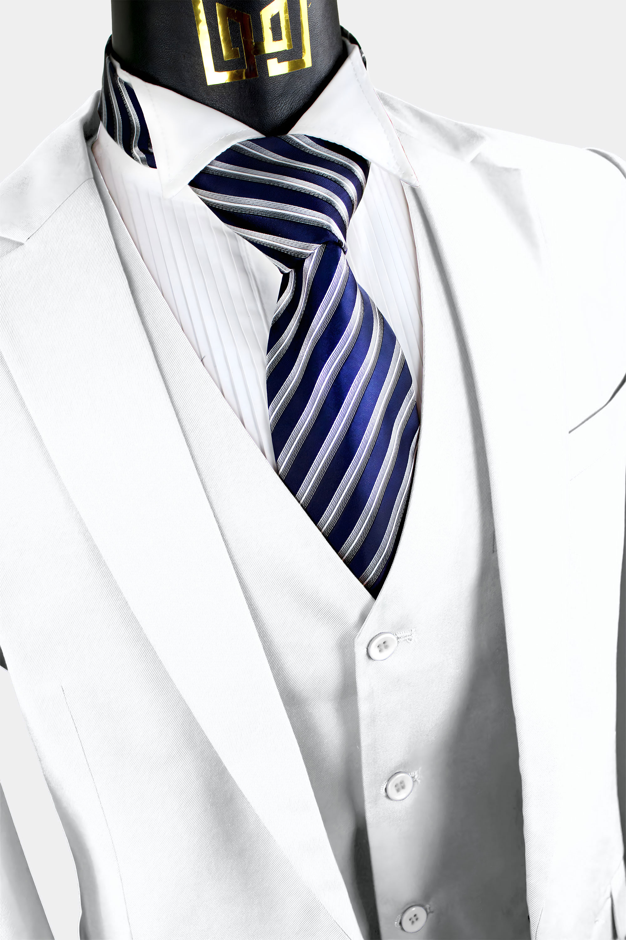 White-Suit-Jacket-For-Men-from-Gentlemansguru.com