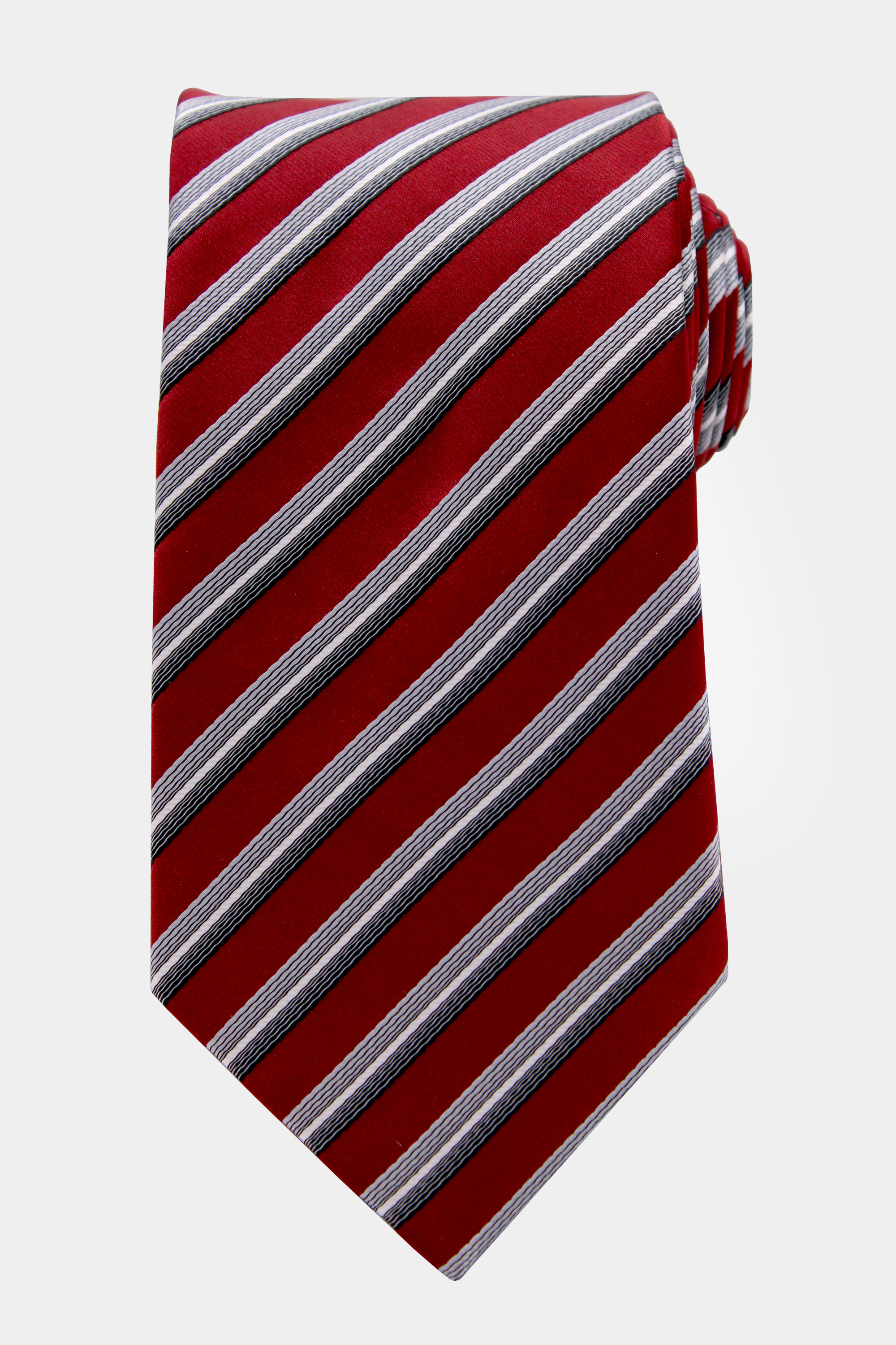 Maroon-Burgundy-Striped-Tie-from-Gentlemansguru.com