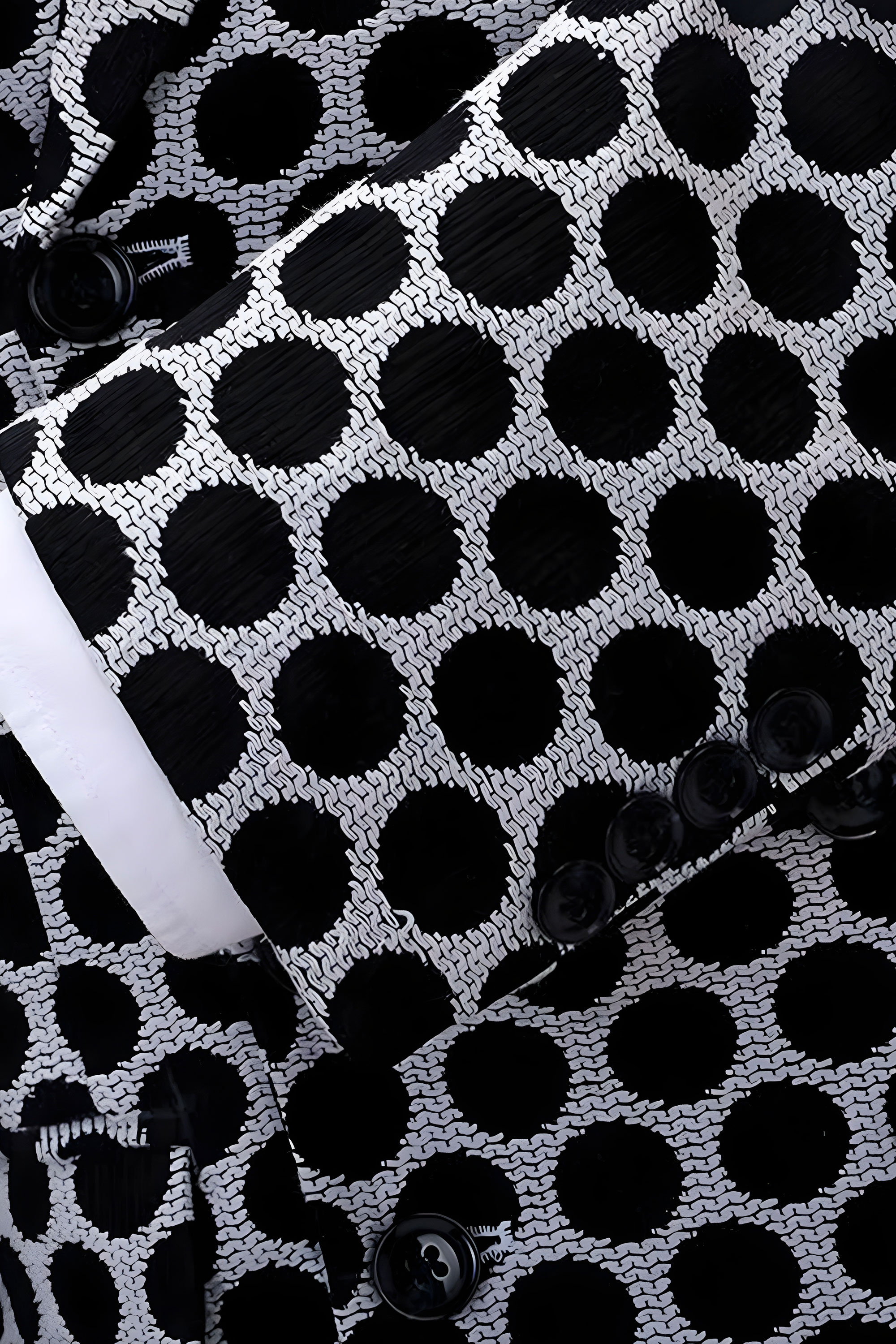 Black-and-White-Polka-Dot-Suit-from-Gentlemansguru.com