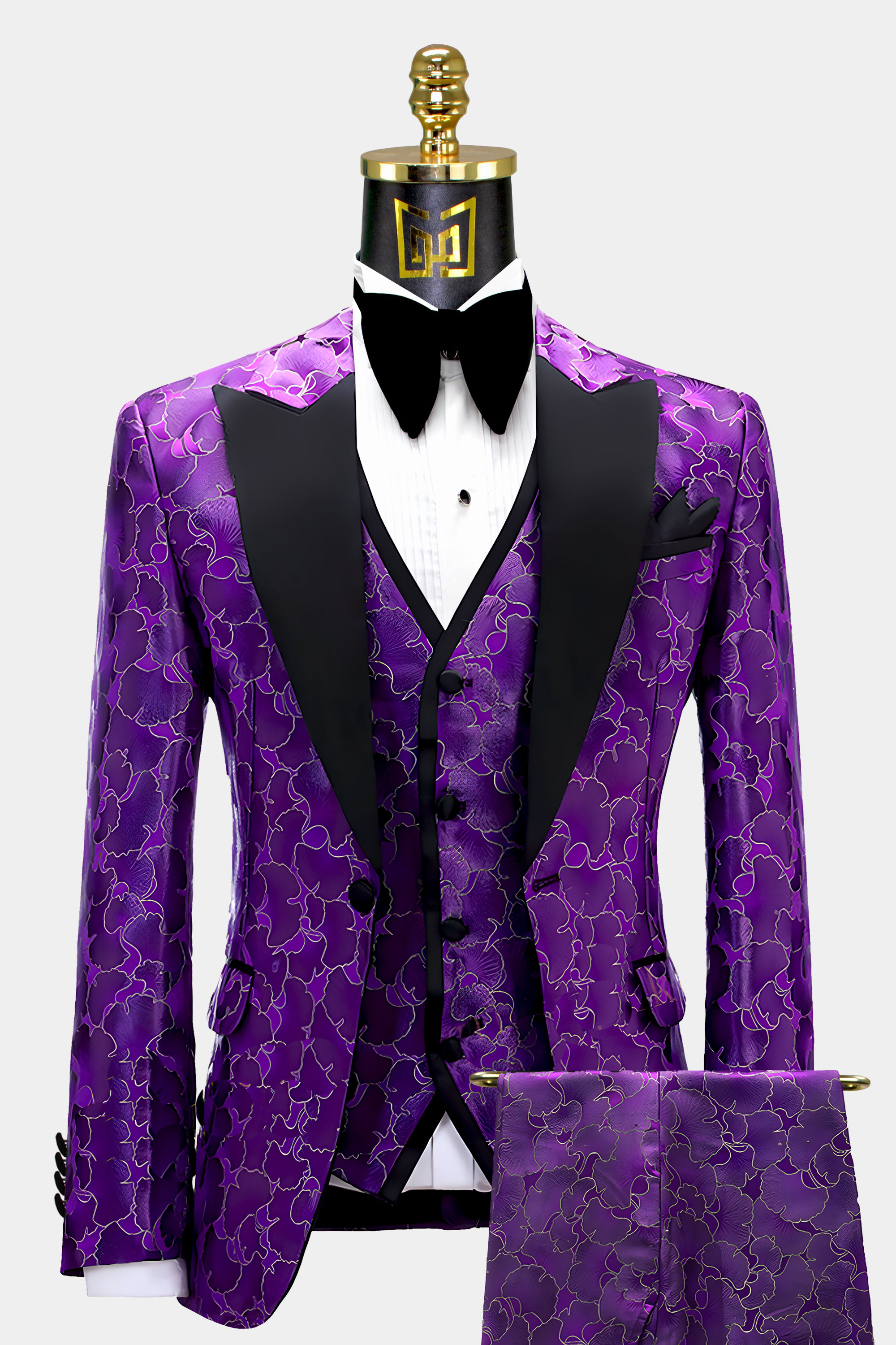 Mens-Dark-Purple-Tuxedo-Wedding-Groom-Prom-Suit-from-Gentlemansguru.com