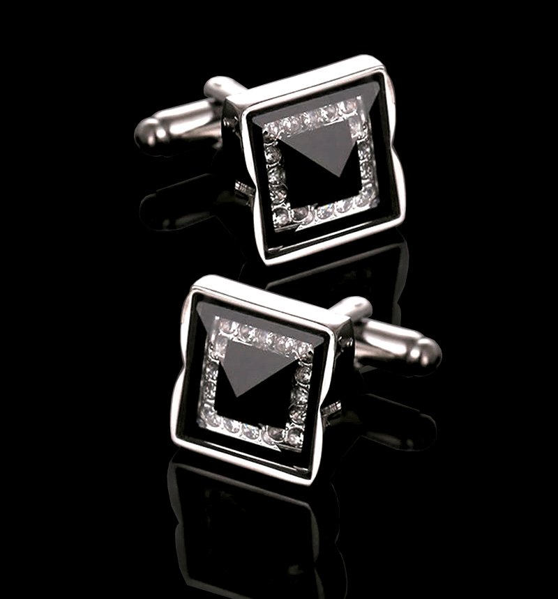 Silver-and-black-cufflinks-from-Gentlemansguru.com_
