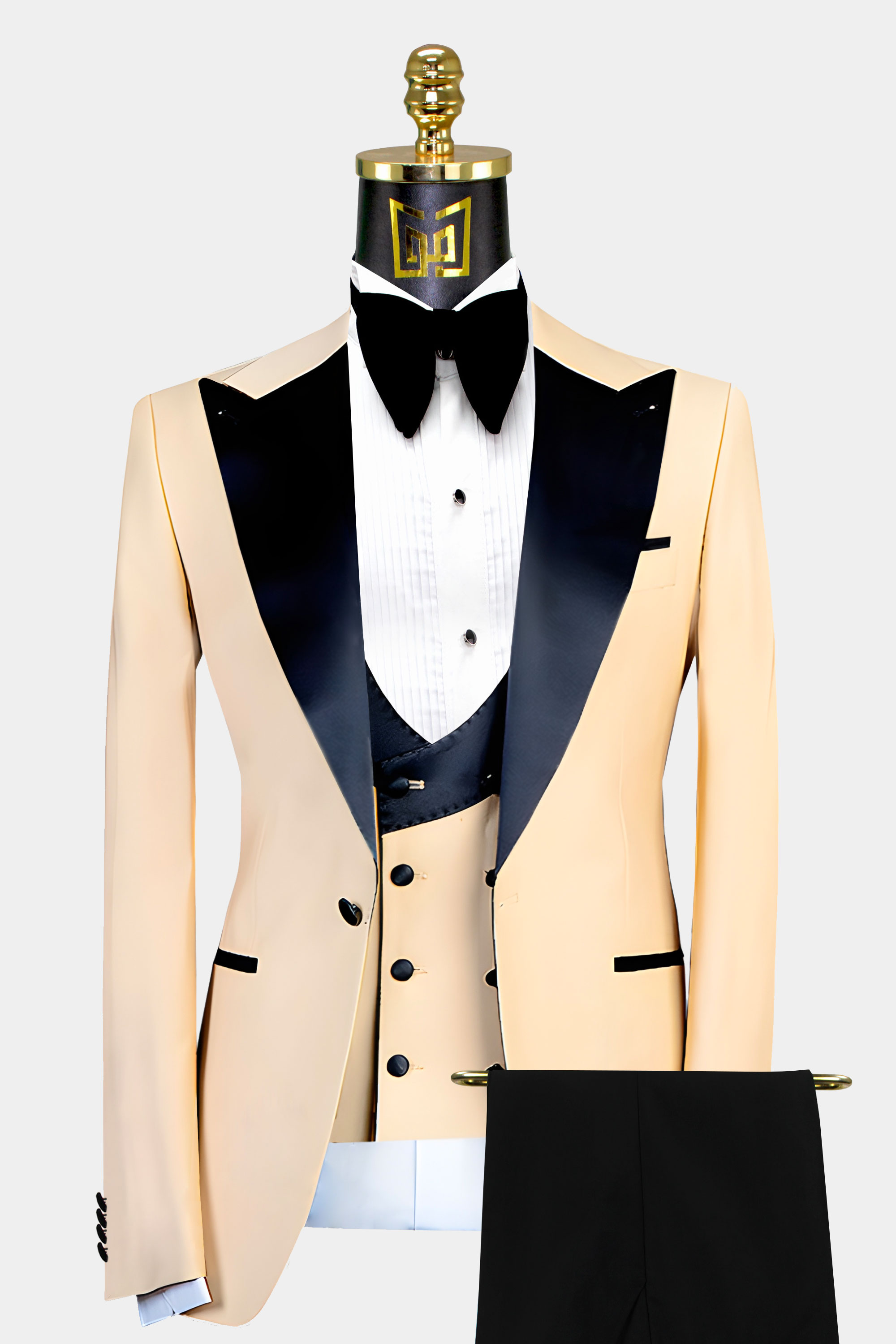 Mens-Champagne-Peak-Lapel-Tuxedo-Wedding-Groom-Prom-Suit-from-Gentlemansguru.com