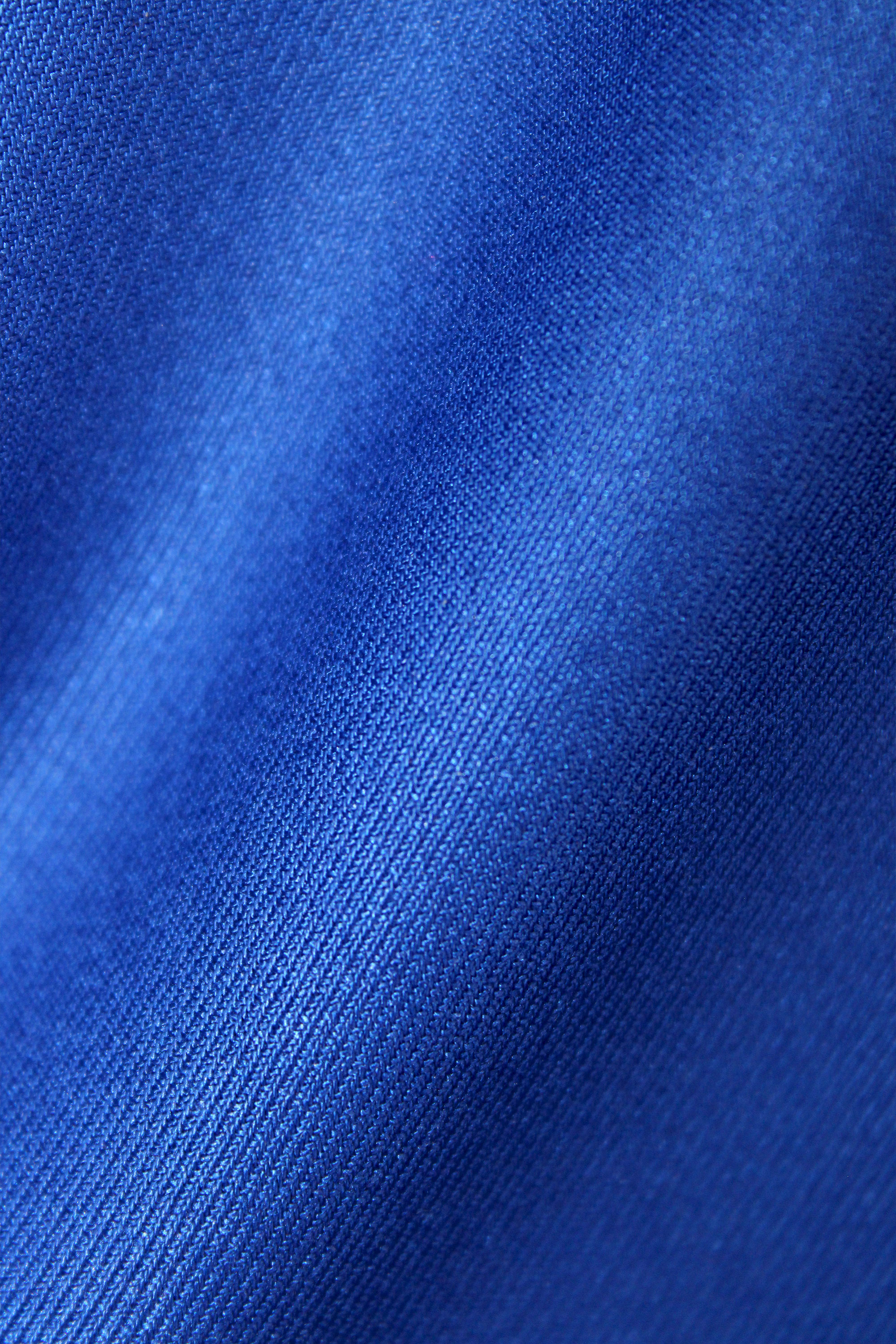 Modern Royal Blue Tuxedo - 3 Piece 40r Matching Pant
