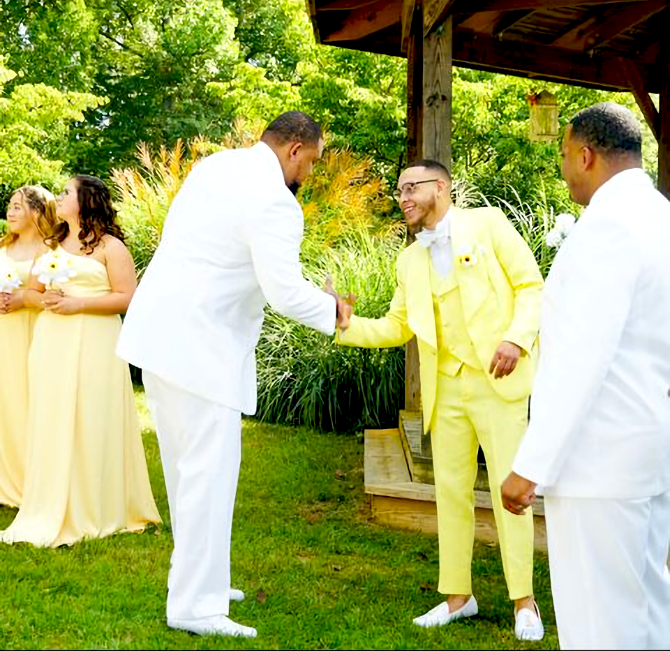 Mens-Yellow-Wedding-Suit-Groom-Tuxedo-from-Gentlemansguru.com