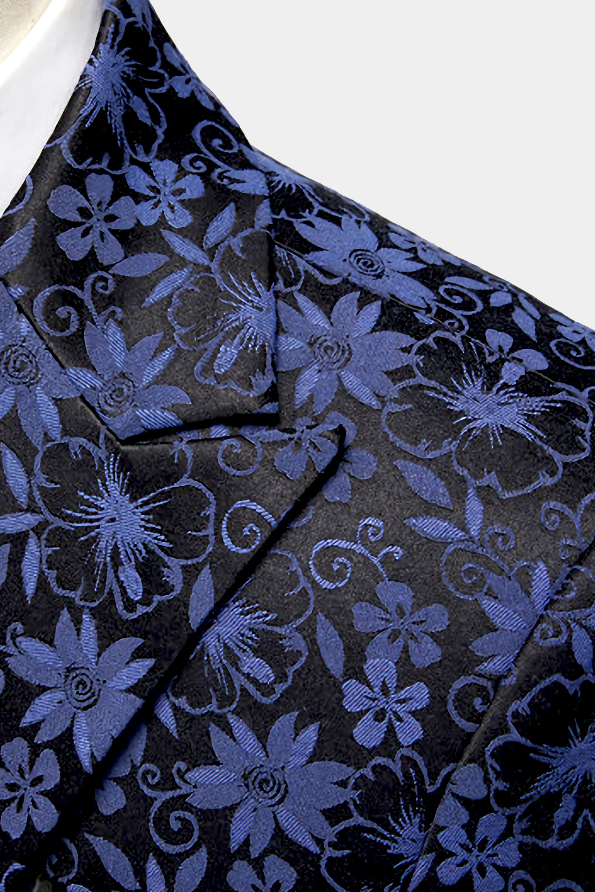 Daisy-Blue-Floral-suit-Jacket-from-Gentlemansguru.com