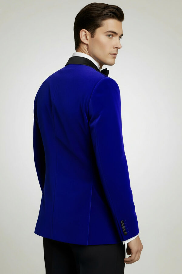 Mens-Royal-Blue-and-Black-Velvet-Blazer-from-Gentlemansguru.com