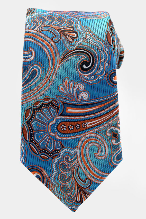 Blue-and-Orange-Tie-Grooms-Wedding-from-Gentlemansguru.com
