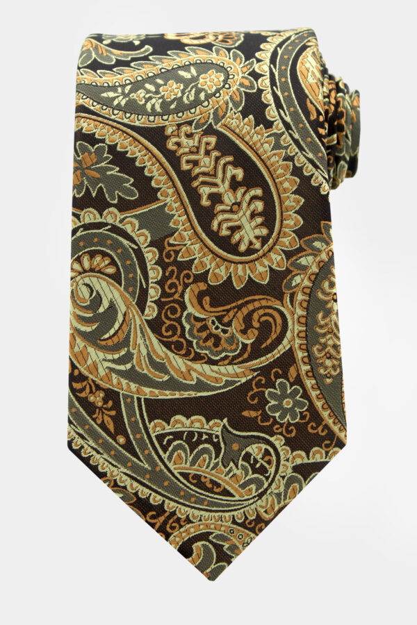 Gold-Paisley-Tie-Wedding-Groom-from-Gentlemansguru.com