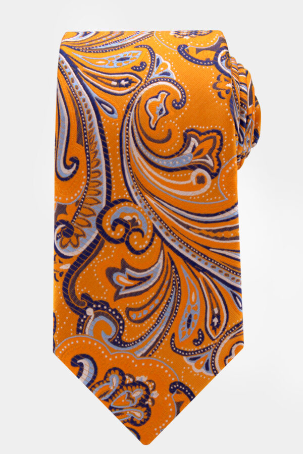 Orange-and-Navy-Blue-Tie-Grooms-Wedding-from-Gentlemansguru.com