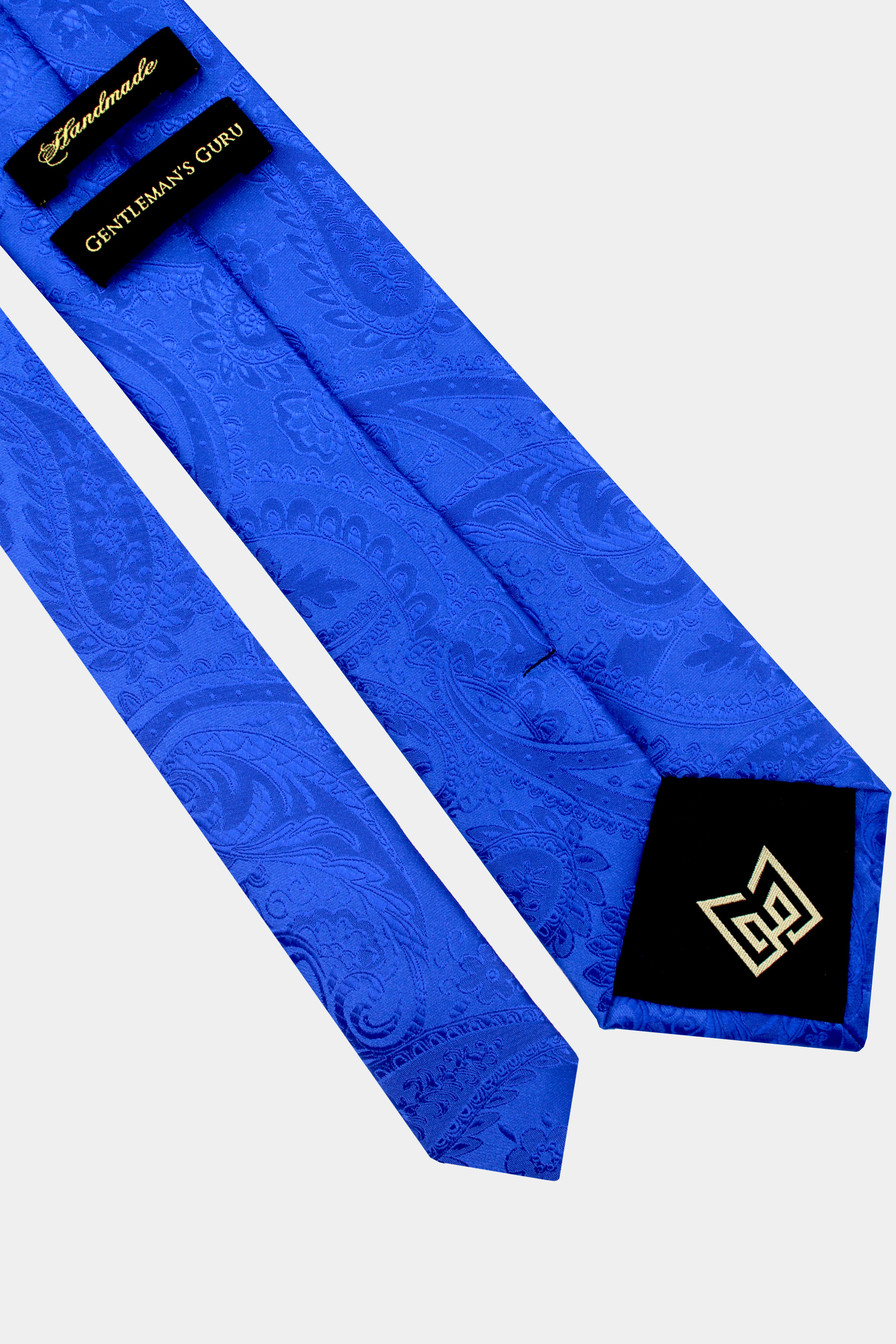 Royal-Blue-Paisley-Tie-from-Gentlemansguru.com