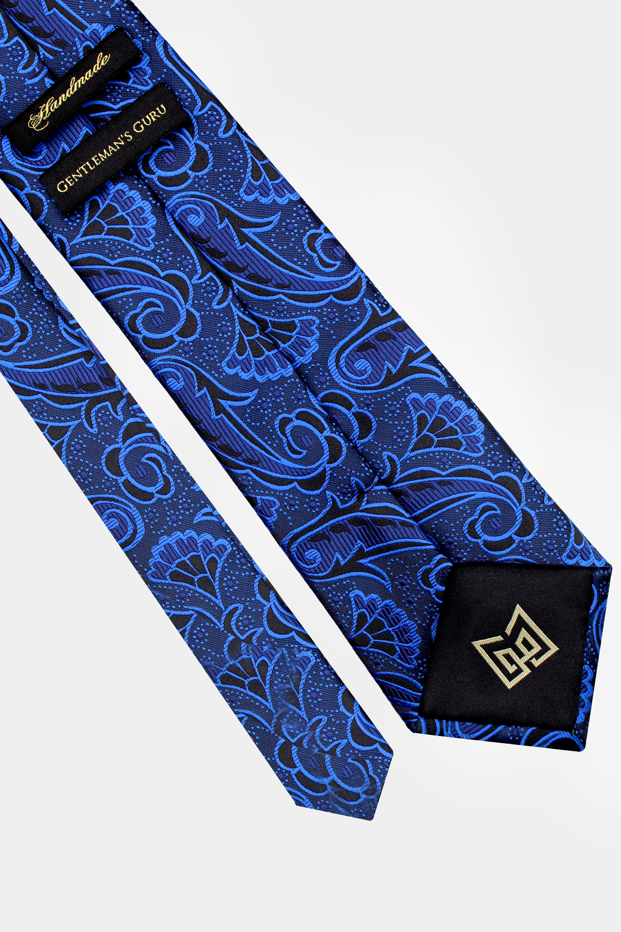 Royal-Blue-and-Black-Tie-from-Gentlemansguru.com