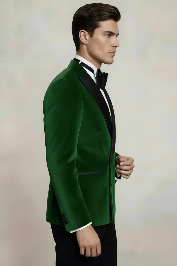 Mens-Double-BReasted-Emerlad-Green-Velvet-Tuxedo-Blazer-Prom-Jacket-from-Gentlemansguru.com