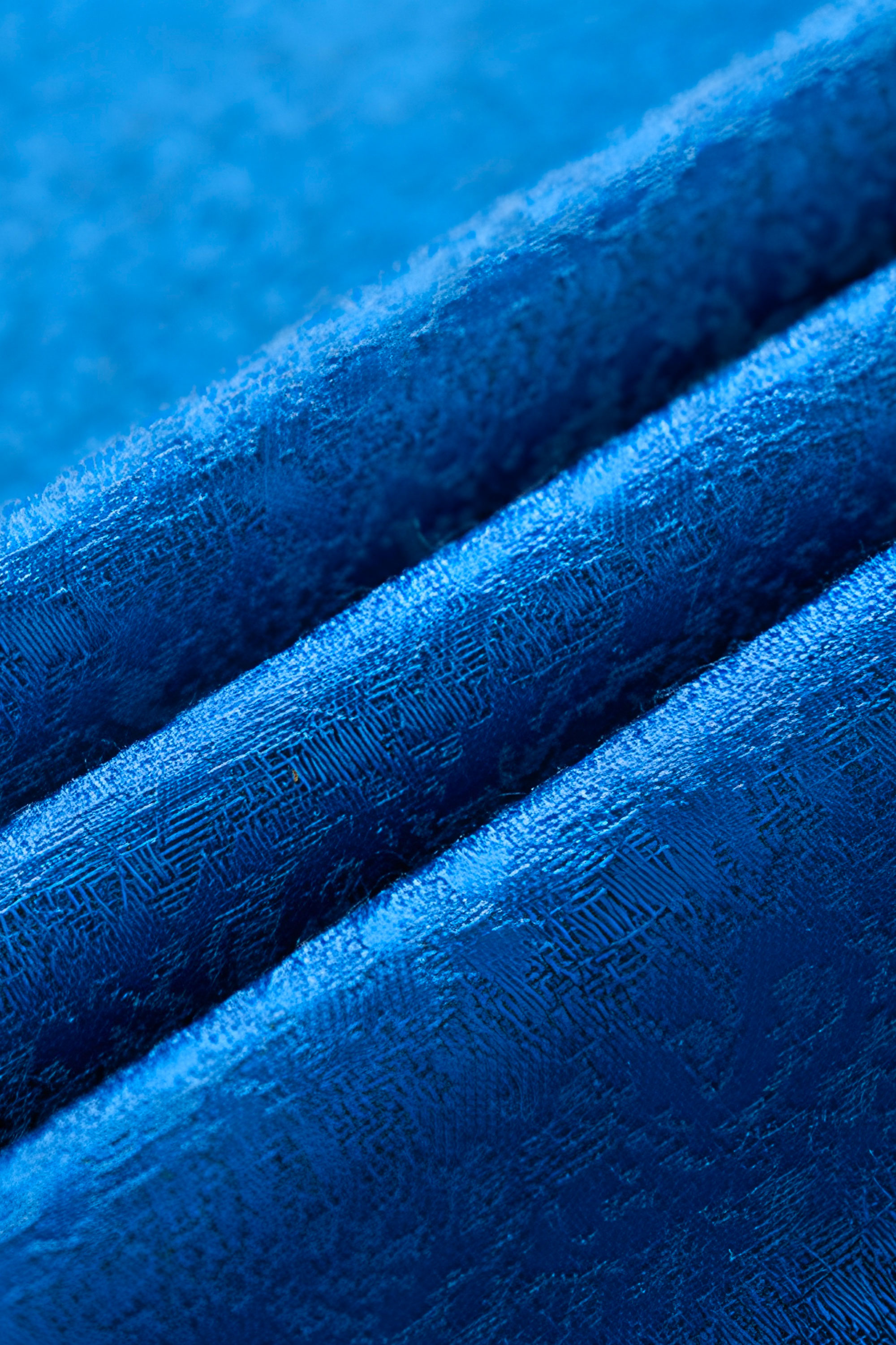 Dodger-Blue-Suit-Fabric-Material-from-Gentlemansguru.com