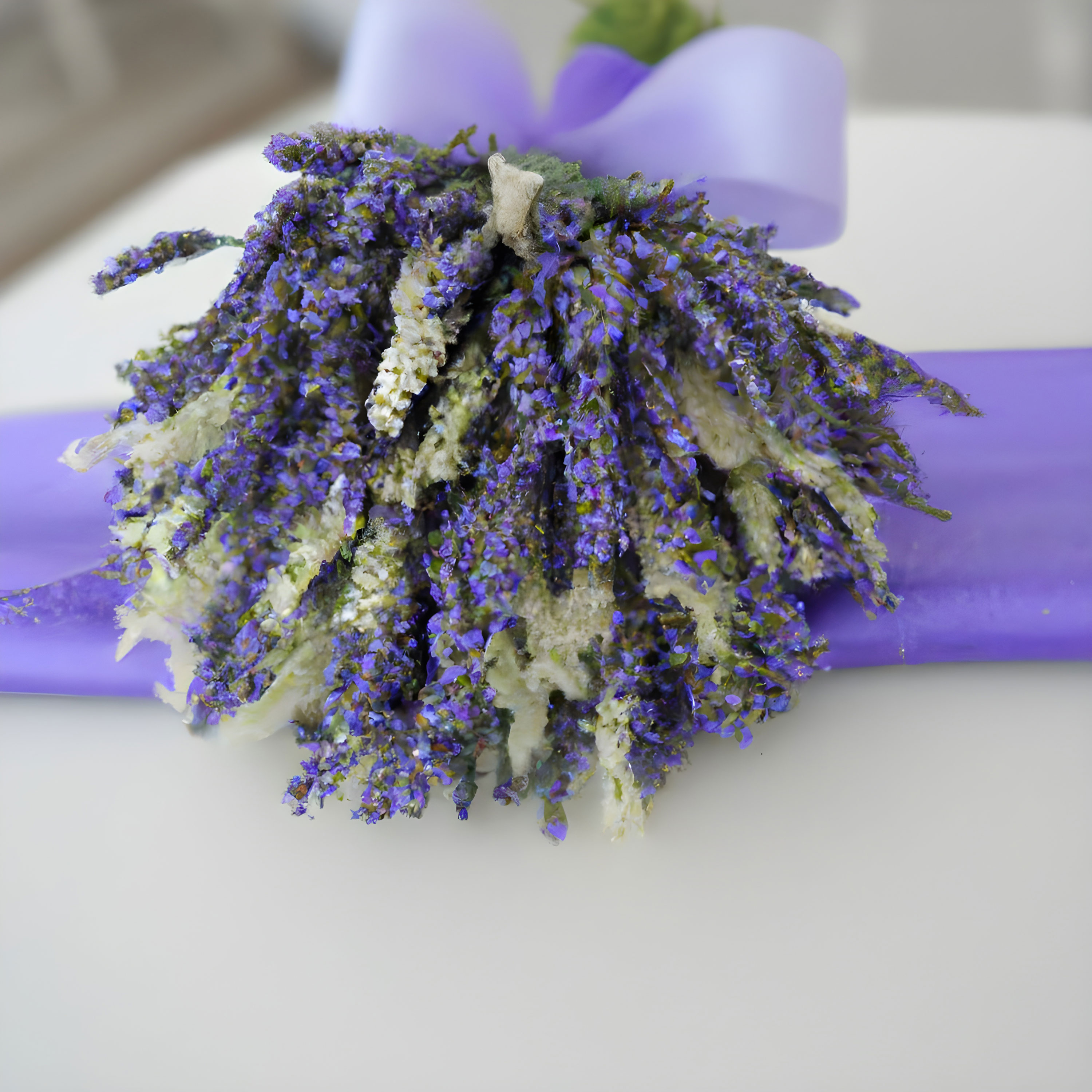 Lavender-and-Cream-Wedding-Colors-Theme-Banner-from-Gentlemansguru.com