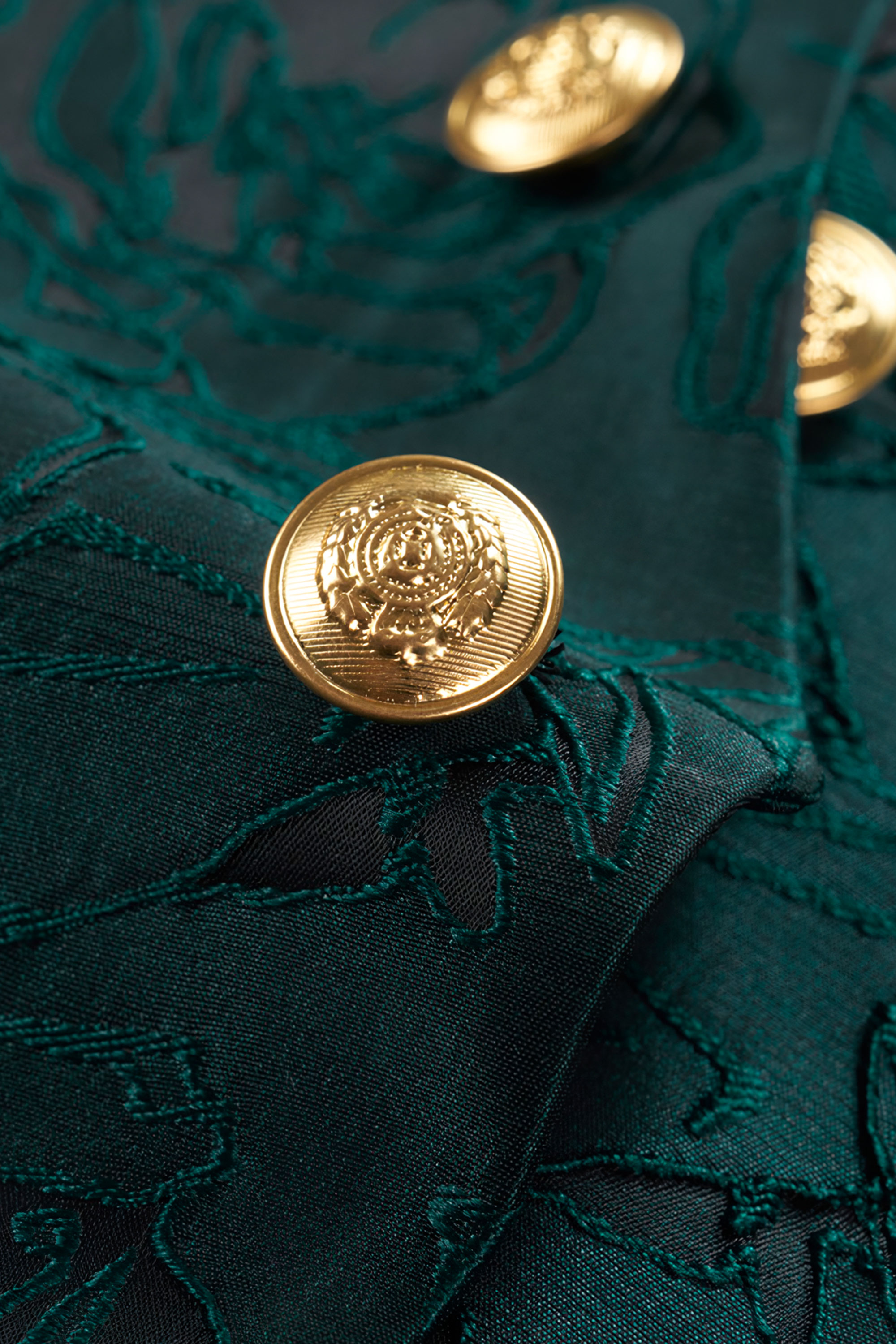 Gold-and-Green-Teal-Tuxedo-Mandarin-Collar-from-Gentlemansguru.com