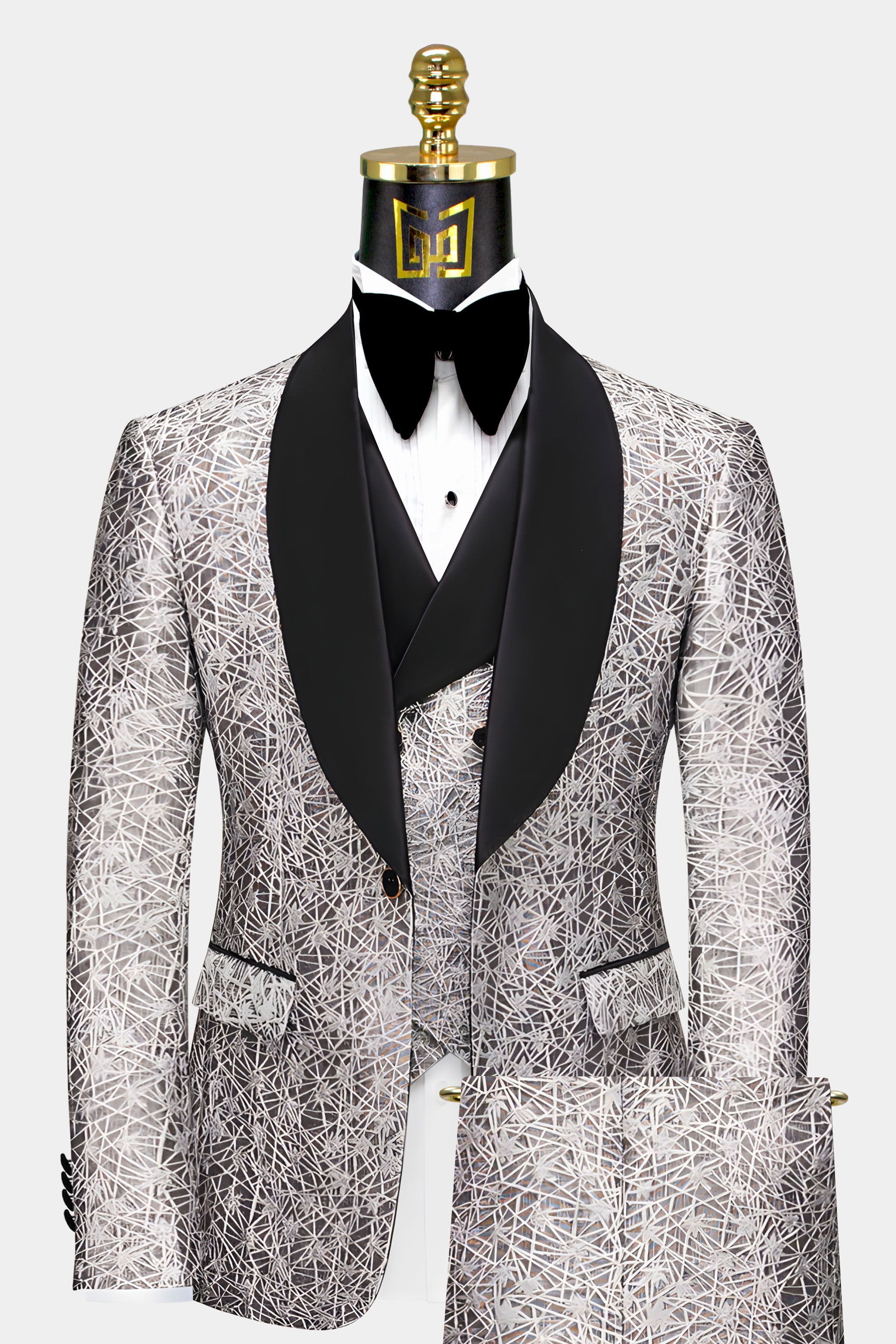 Mens-Silver-Tuxedo-Groom-Wedding-Prom-Suit-For-Guys-from-Gentlemansguru.com