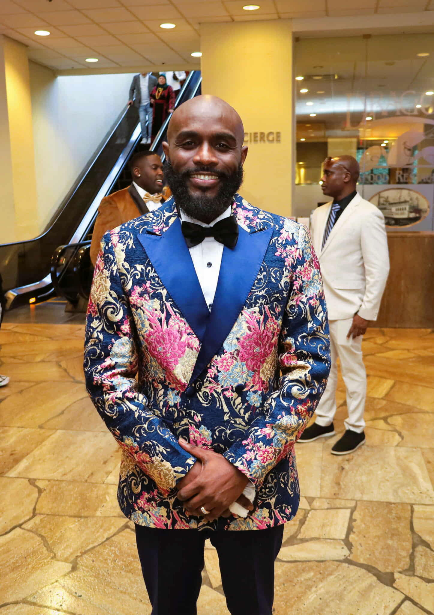 Navy-Blue-Floral-Double-Breasted-Groom-Tuxedo-Suit-from-Gentlemansguru.com